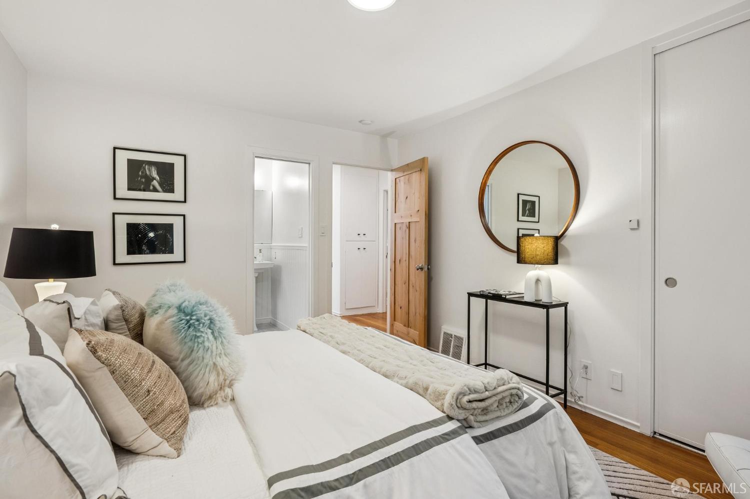 Detail Gallery Image 19 of 40 For 25 Crestmont Dr, San Francisco,  CA 94131 - 4 Beds | 3 Baths