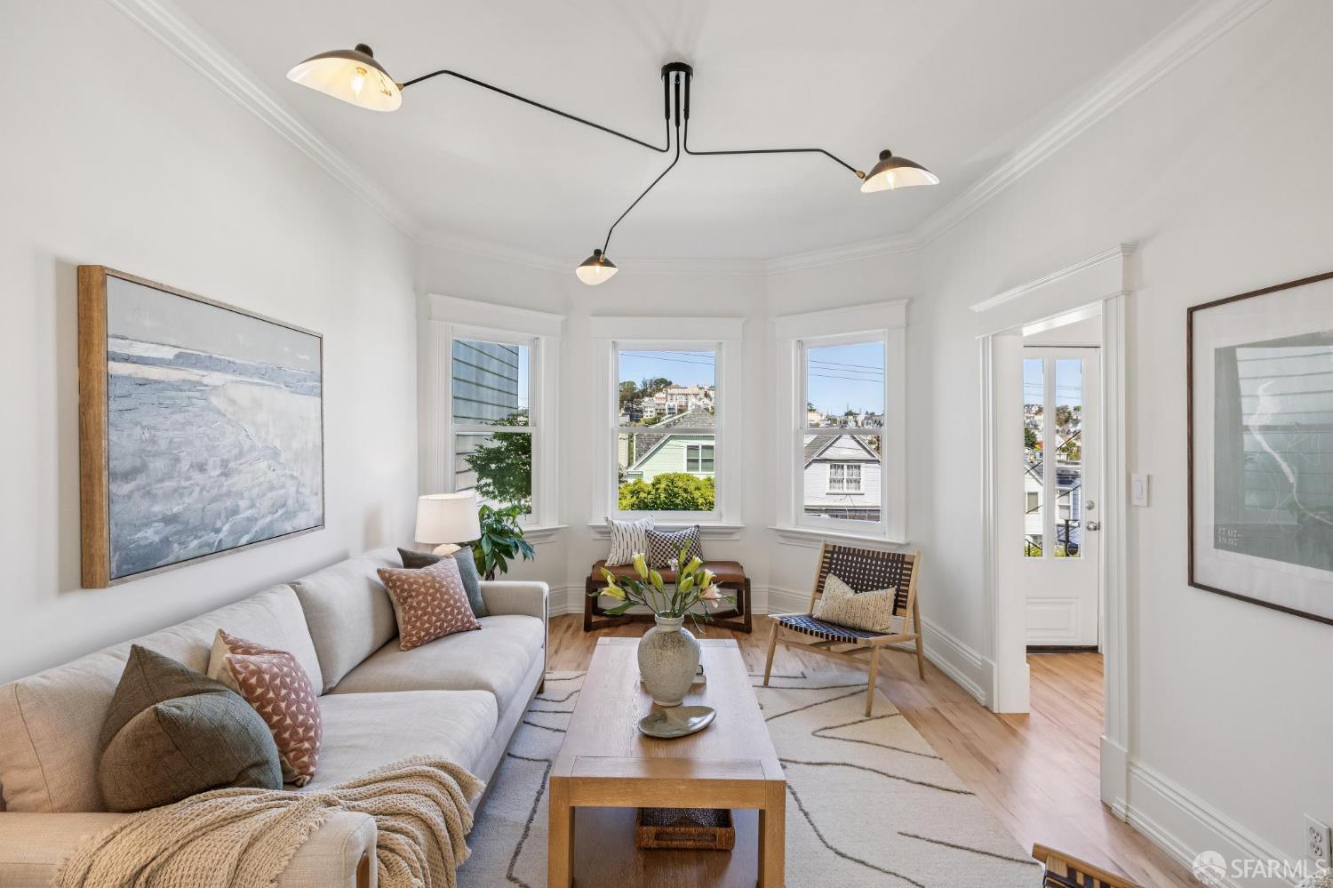 Detail Gallery Image 3 of 31 For 4245 25th St, San Francisco,  CA 94114 - 3 Beds | 1/1 Baths