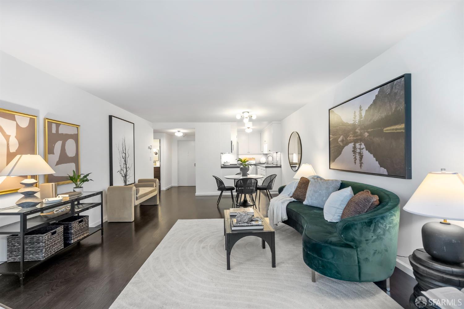 Photo #6: 426117093 Listing: Photo #6