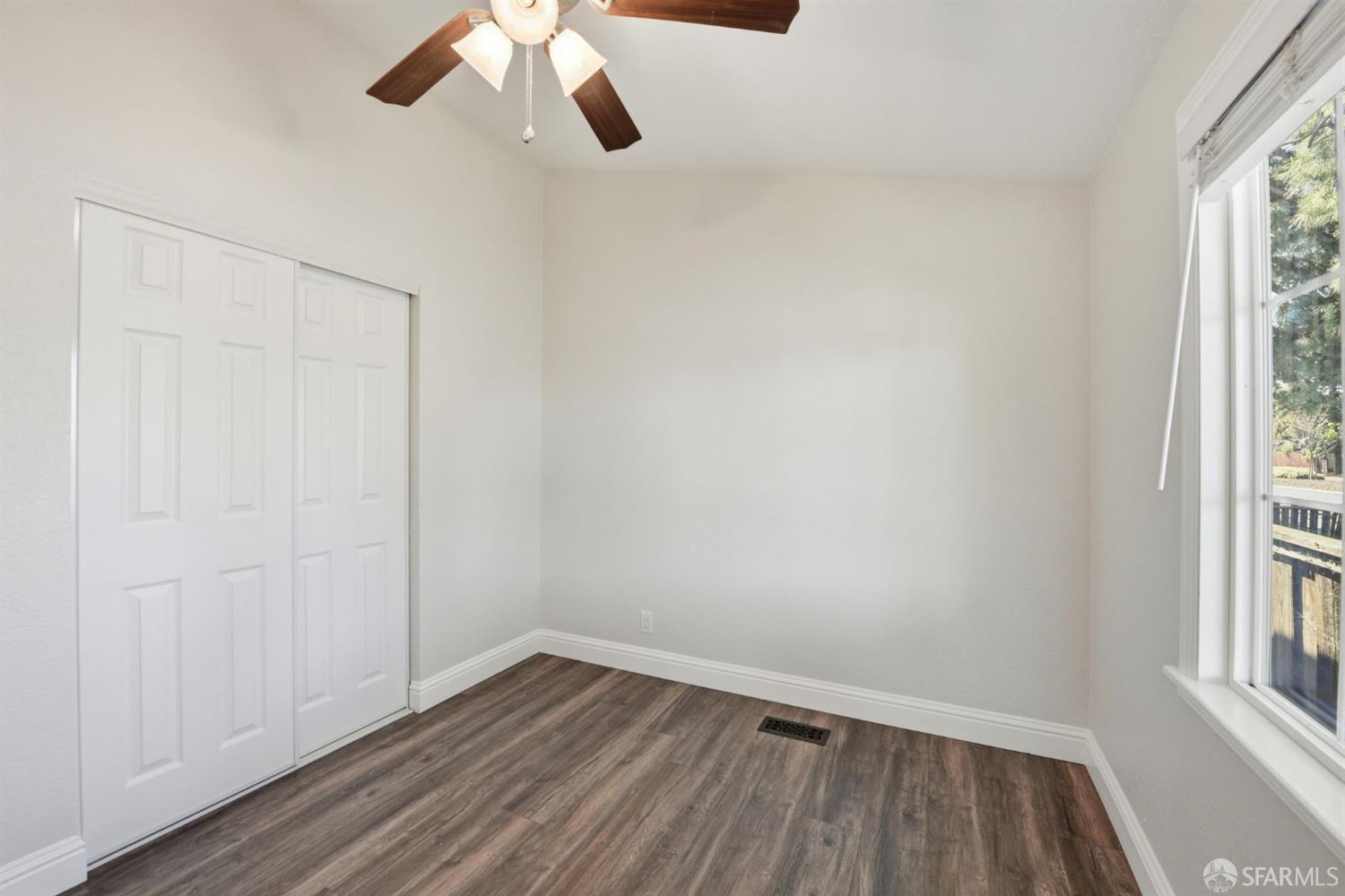 Detail Gallery Image 27 of 42 For 2470 Bourbon Dr, Hayward,  CA 94545 - 3 Beds | 2 Baths