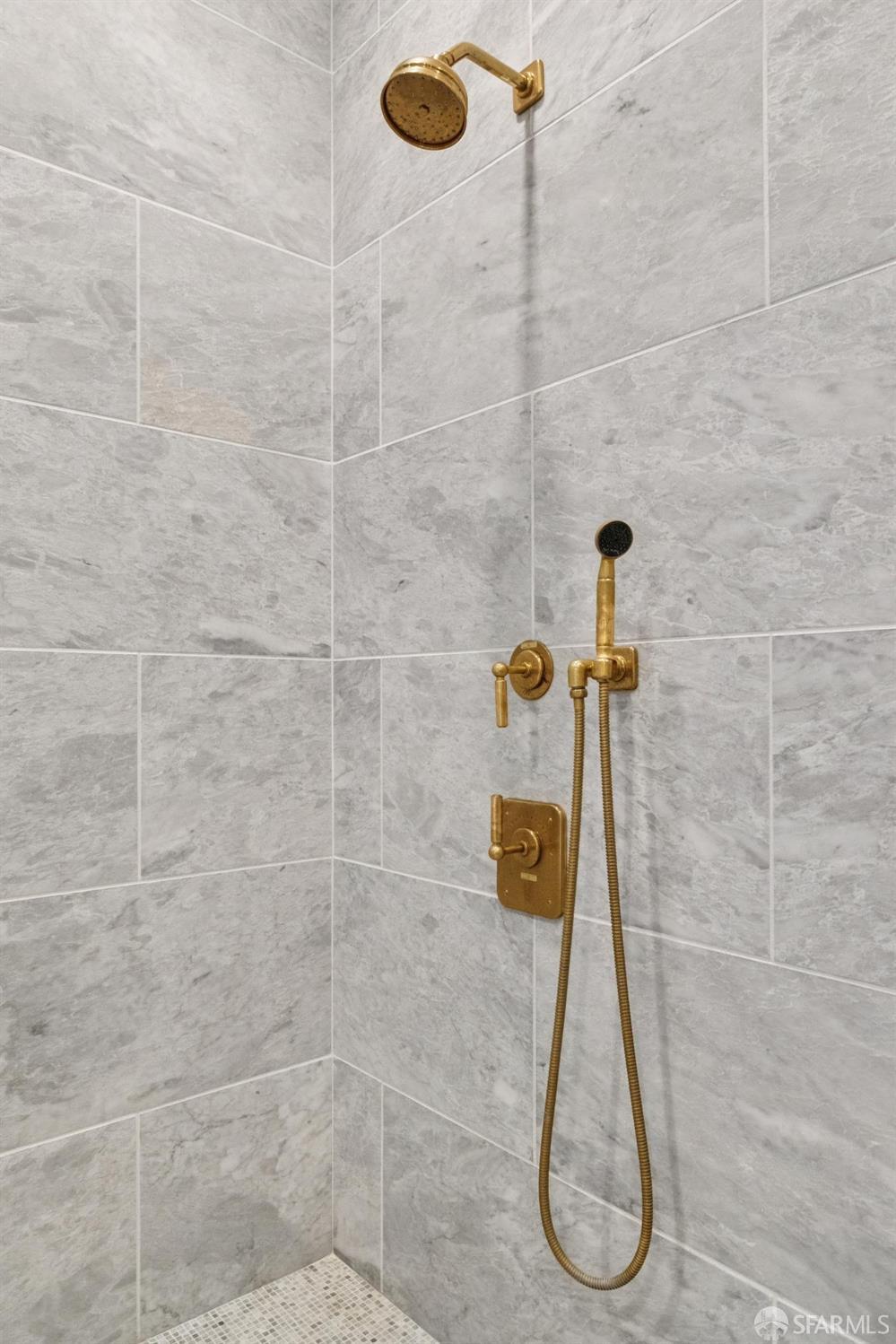 Photo #27: 426104319 Listing: Photo #27