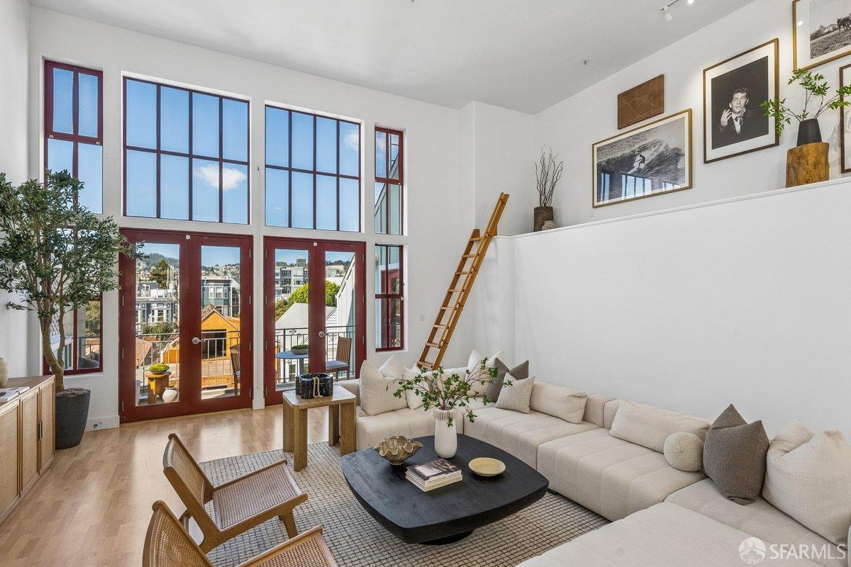 2132 Folsom Street # 3