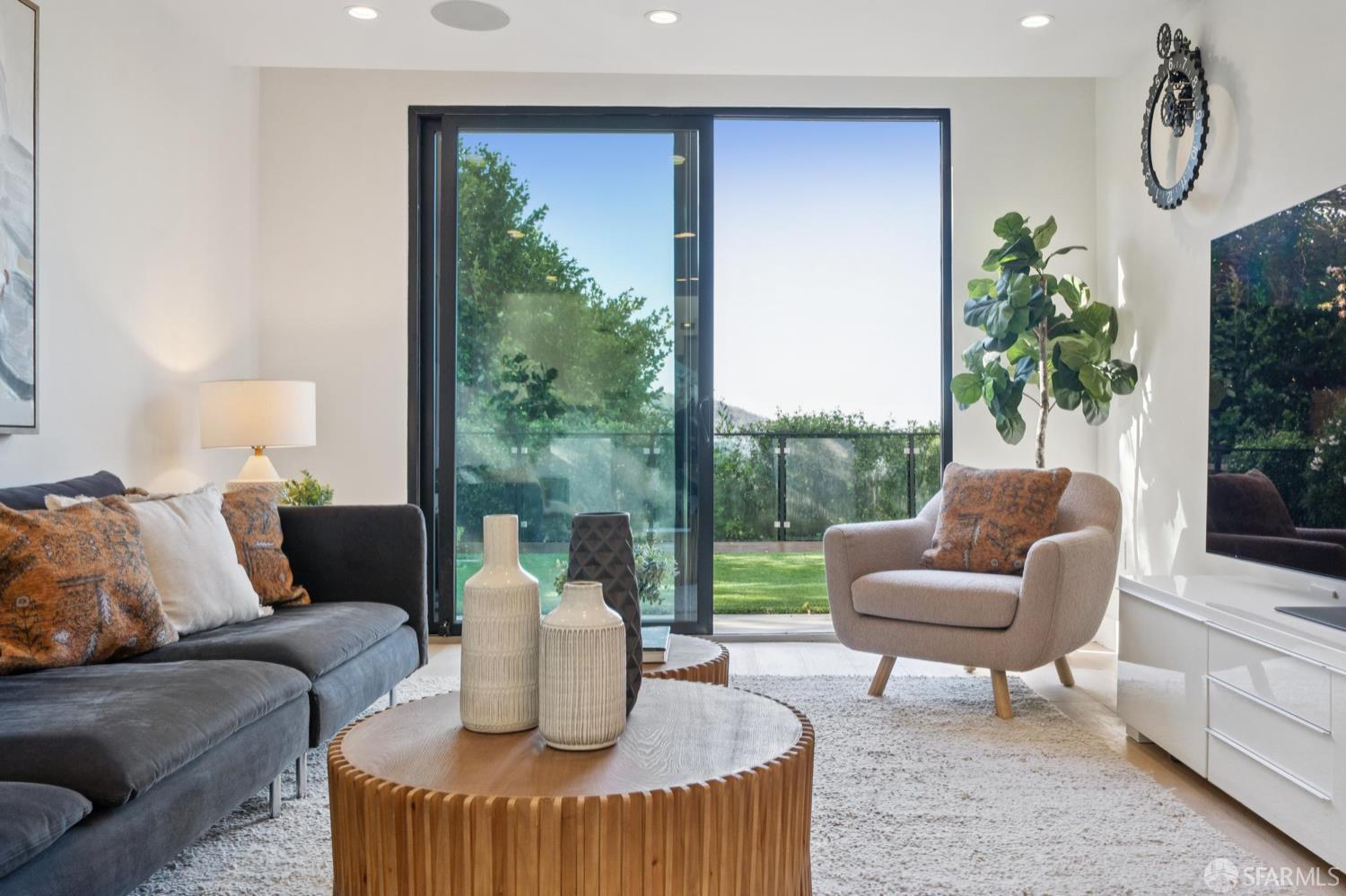 Detail Gallery Image 64 of 88 For 39 Christopher Dr, San Francisco,  CA 94131 - 5 Beds | 4 Baths