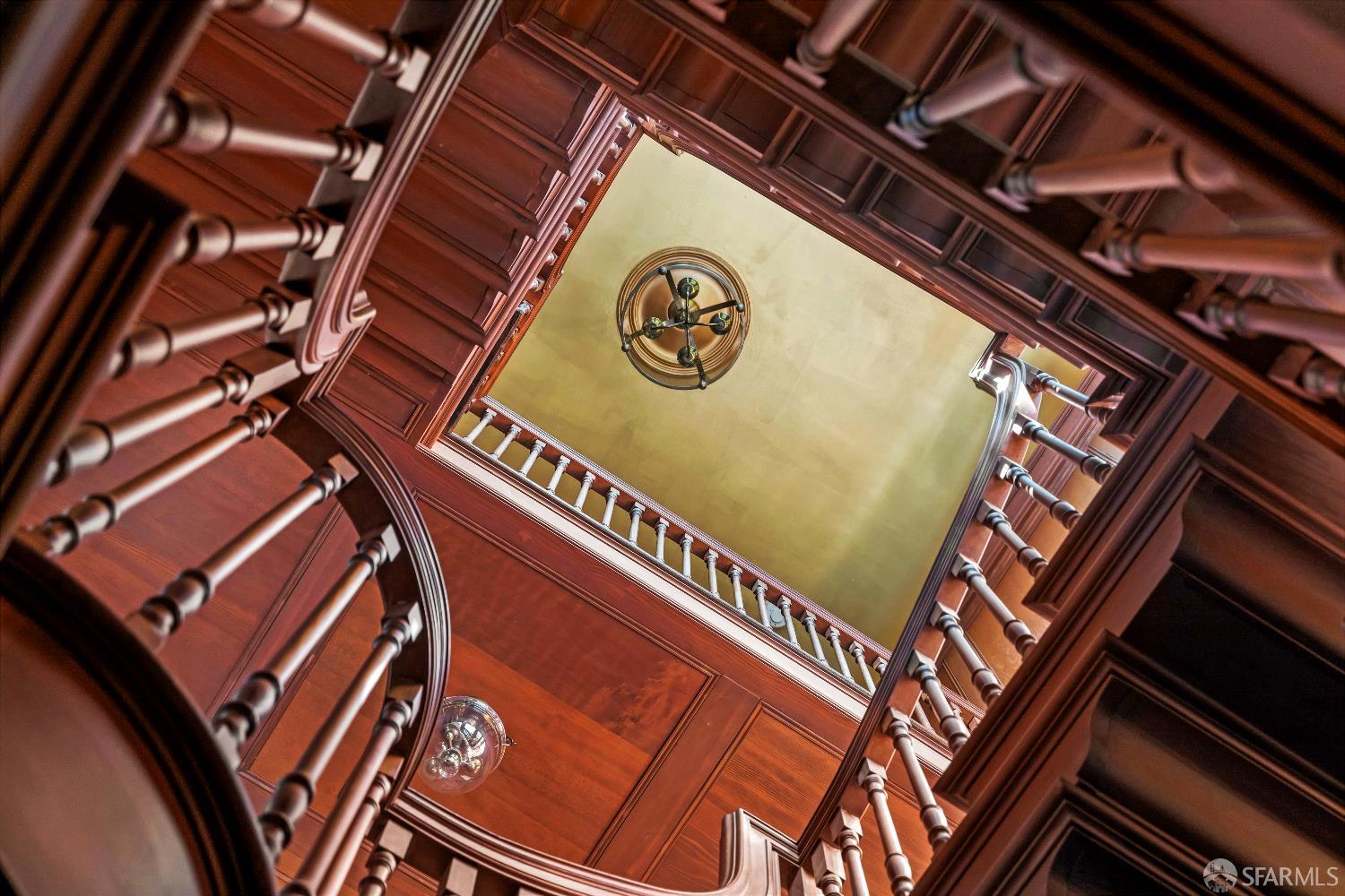 Detail Gallery Image 18 of 33 For 3232 Pacific Ave, San Francisco,  CA 94118 - 4 Beds | 3/1 Baths