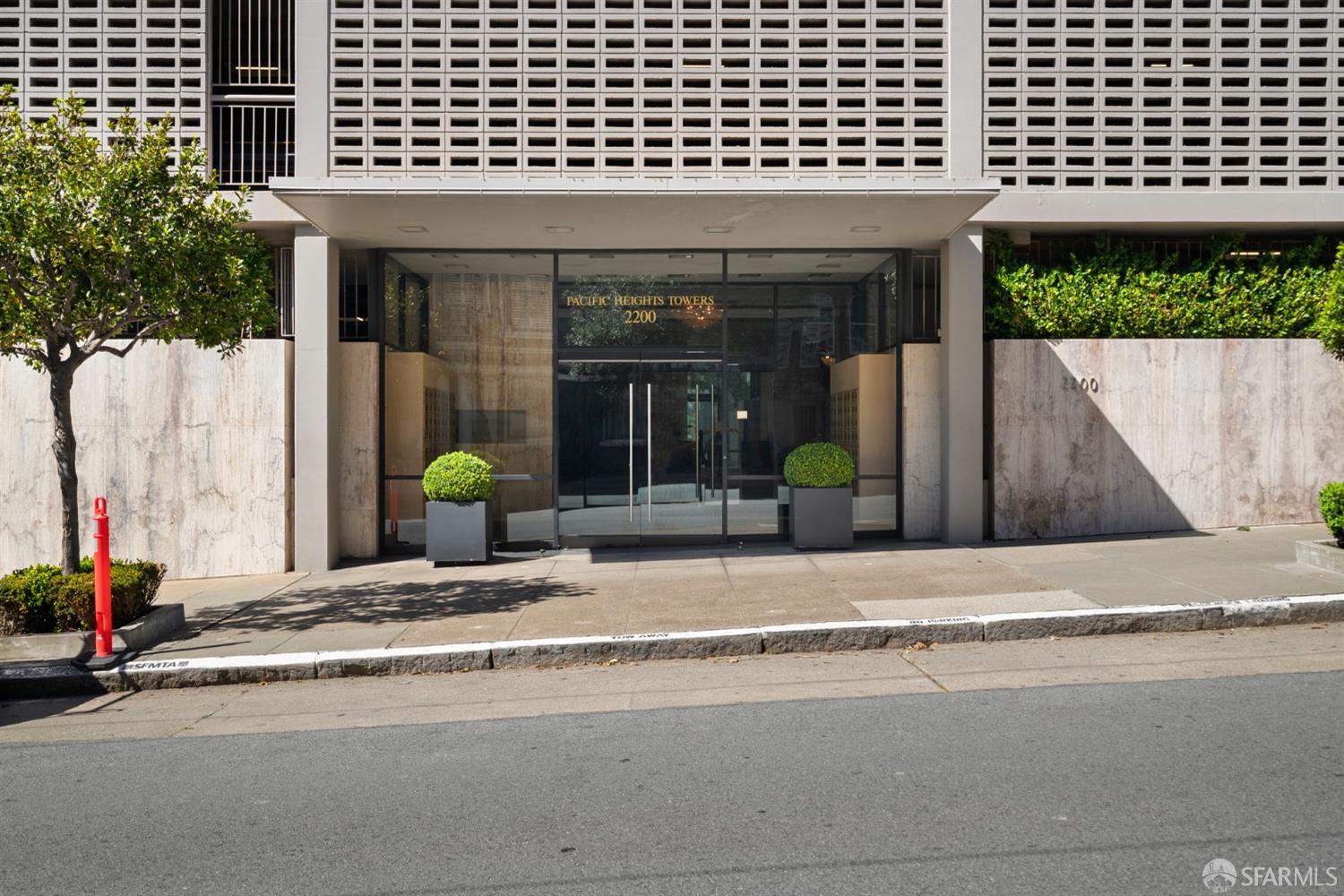 Photo #32: 426117093 Listing: Photo #32