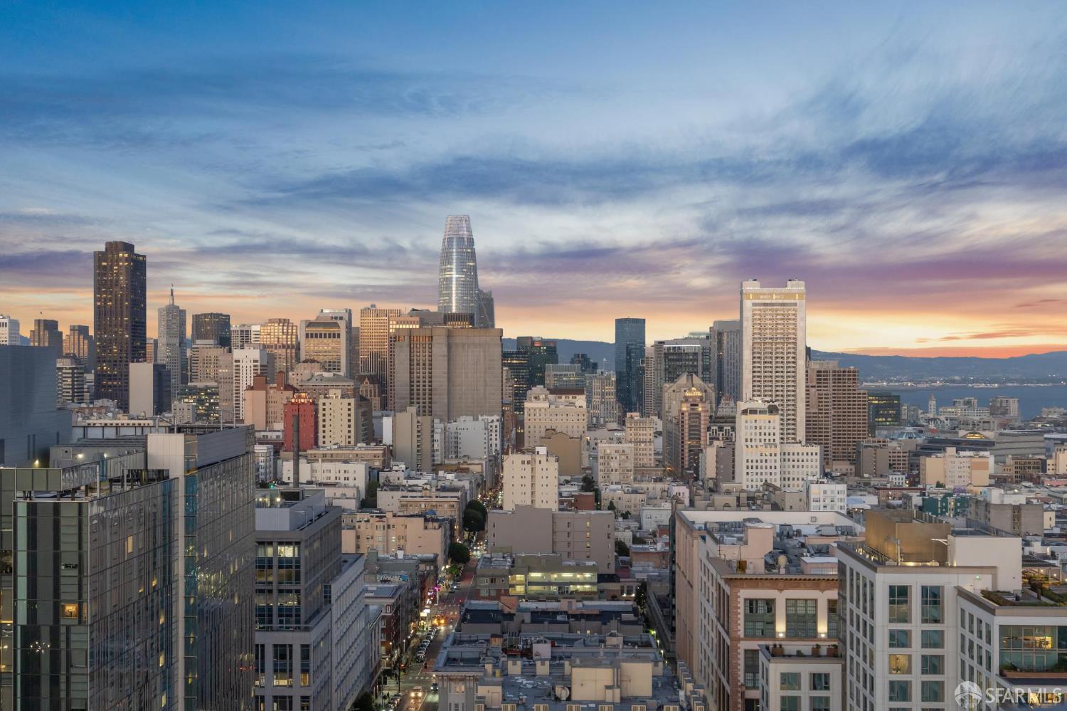 Detail Gallery Image 5 of 22 For 1200 Gough St 17b,  San Francisco,  CA 94109 - 0 Beds | 1 Baths