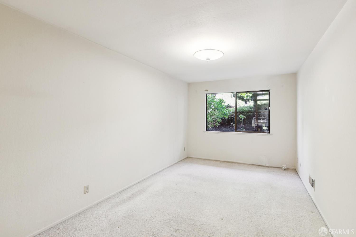 Detail Gallery Image 13 of 41 For 280 Roosevelt Way, San Francisco,  CA 94114 - – Beds | – Baths