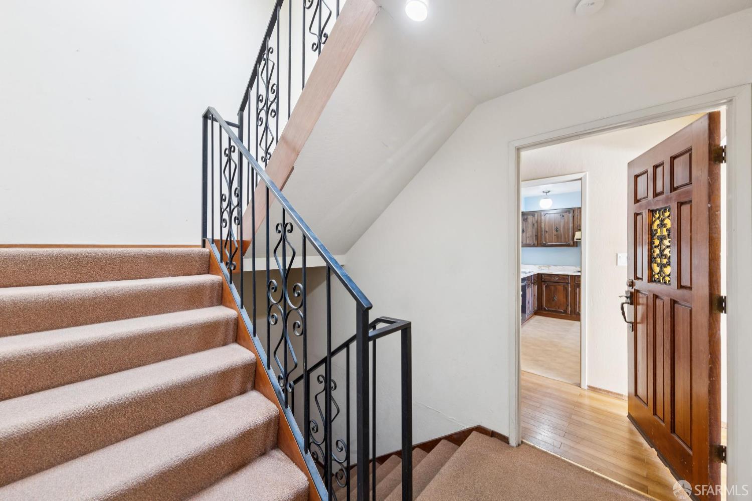 Detail Gallery Image 3 of 41 For 280 Roosevelt Way, San Francisco,  CA 94114 - – Beds | – Baths