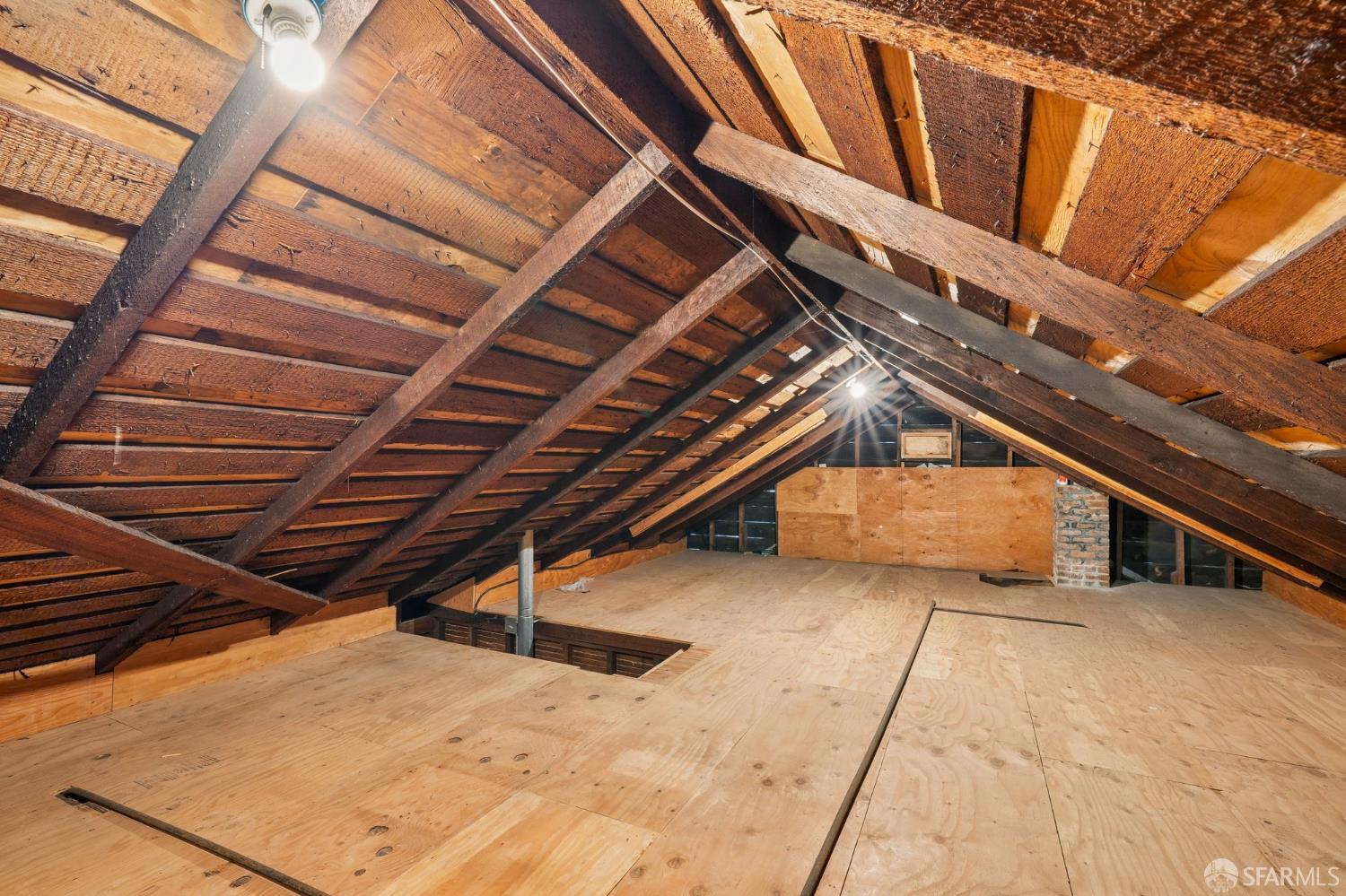 Detail Gallery Image 38 of 90 For 166 Highland Ave, San Francisco,  CA 94110 - 4 Beds | 2 Baths