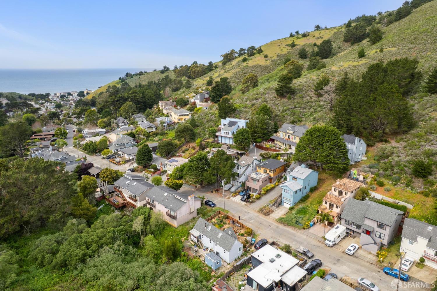 Detail Gallery Image 10 of 19 For 755 Rockaway Beach Ave, Pacifica,  CA 94044 - – Beds | – Baths