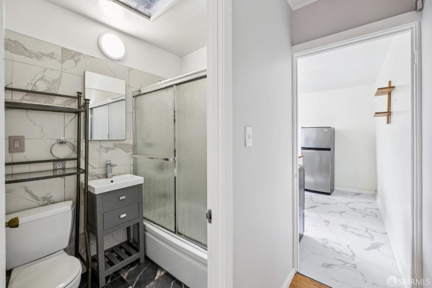 Detail Gallery Image 15 of 32 For 3623 22nd St, San Francisco,  CA 94114 - 2 Beds | 1 Baths