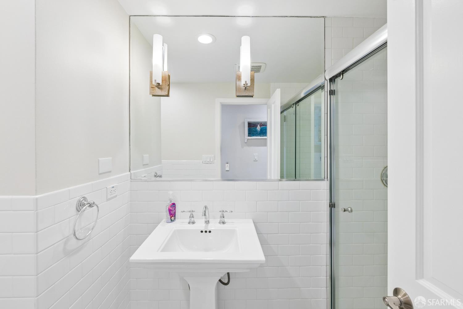 Detail Gallery Image 18 of 21 For 1022 Powell St #2,  San Francisco,  CA 94108 - 2 Beds | 2 Baths