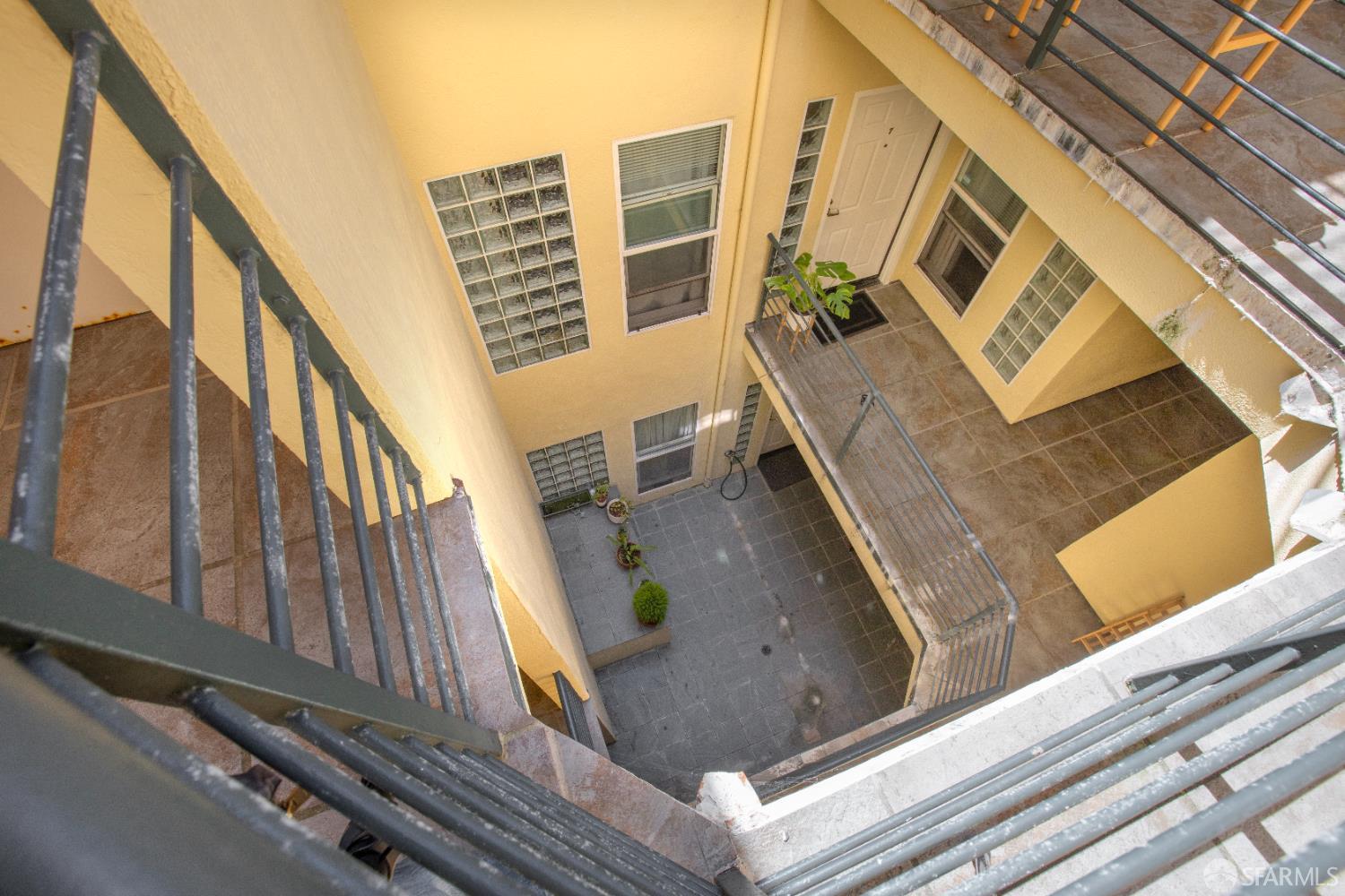 Detail Gallery Image 31 of 41 For 6838 Geary Blvd, San Francisco,  CA 94121 - – Beds | – Baths