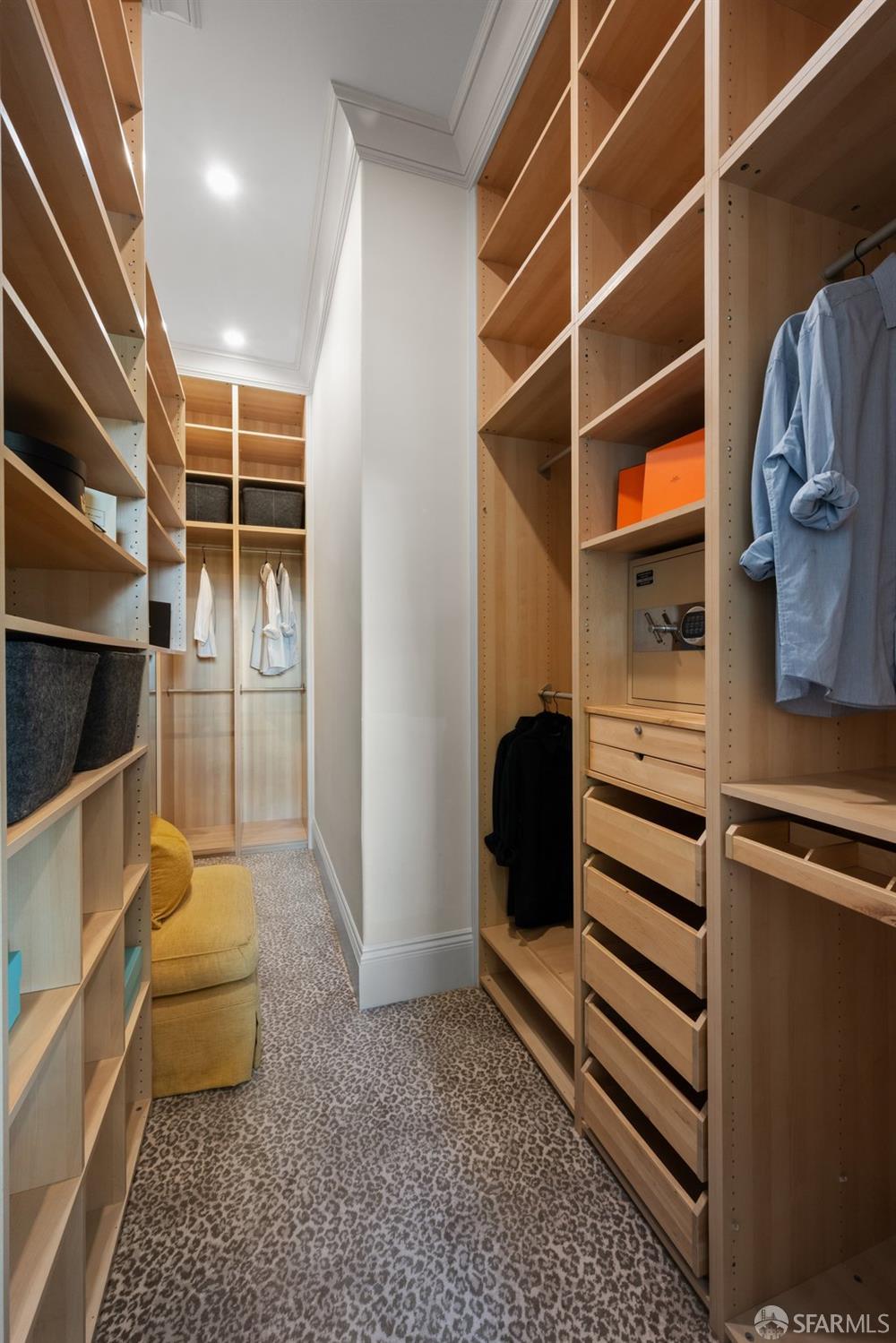 Detail Gallery Image 42 of 77 For 2700 California St, San Francisco,  CA 94115 - 6 Beds | 5/1 Baths