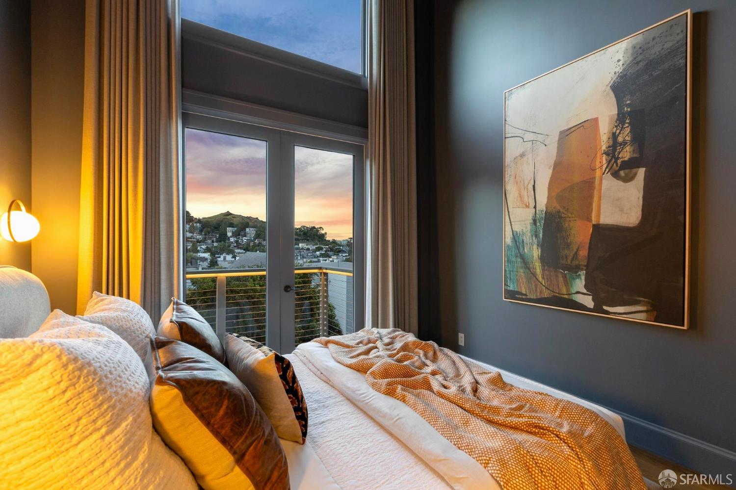 Detail Gallery Image 9 of 18 For 32 Carson St, San Francisco,  CA 94114 - 3 Beds | 3 Baths