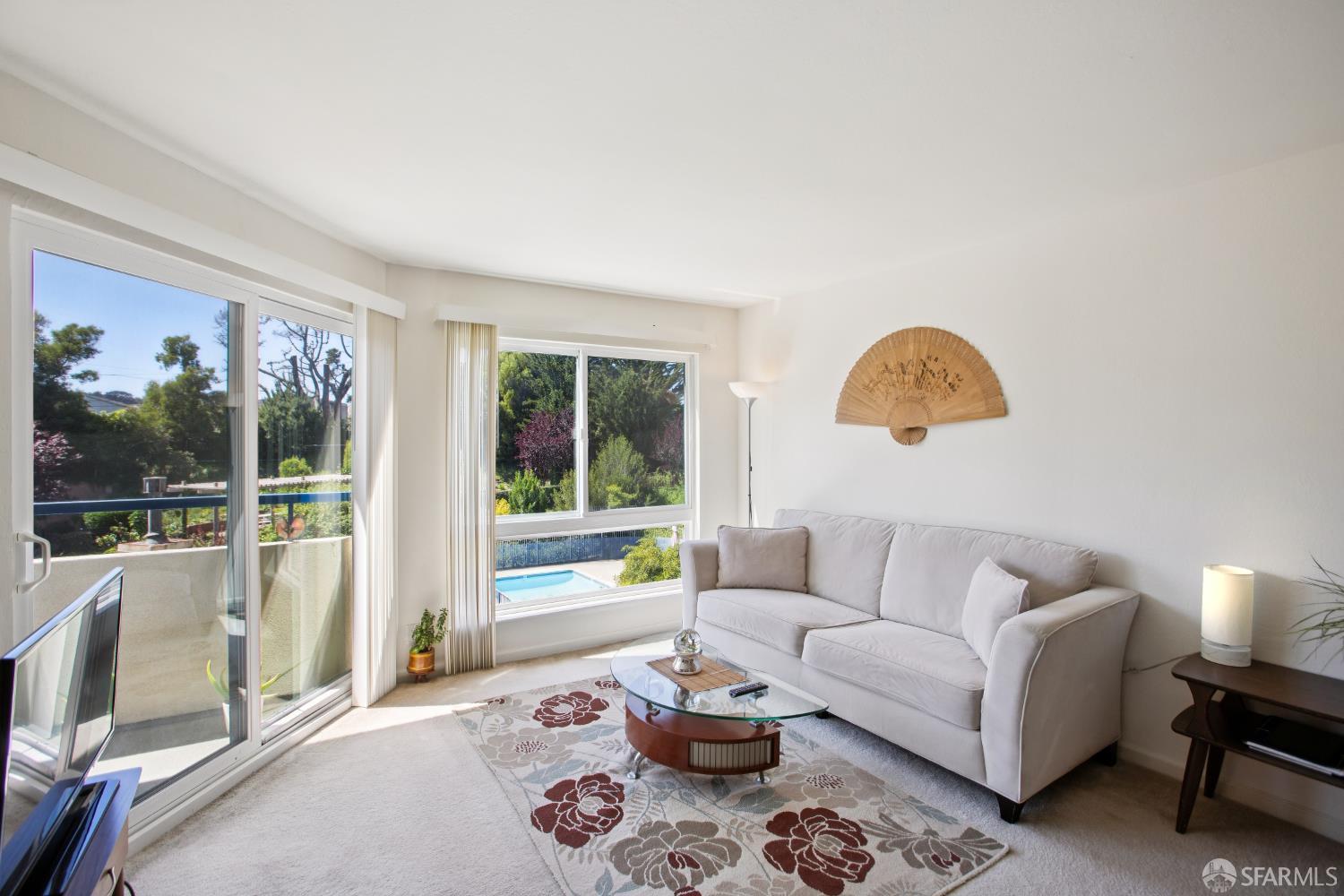 Detail Gallery Image 5 of 36 For 1551 Southgate Ave #236,  Daly City,  CA 94015 - 1 Beds | 1 Baths