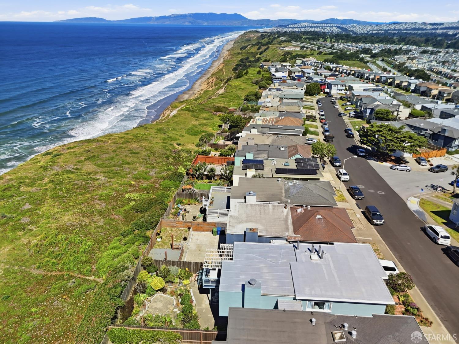 Detail Gallery Image 35 of 41 For 88 Palisades Dr, Daly City,  CA 94015 - 3 Beds | 2 Baths