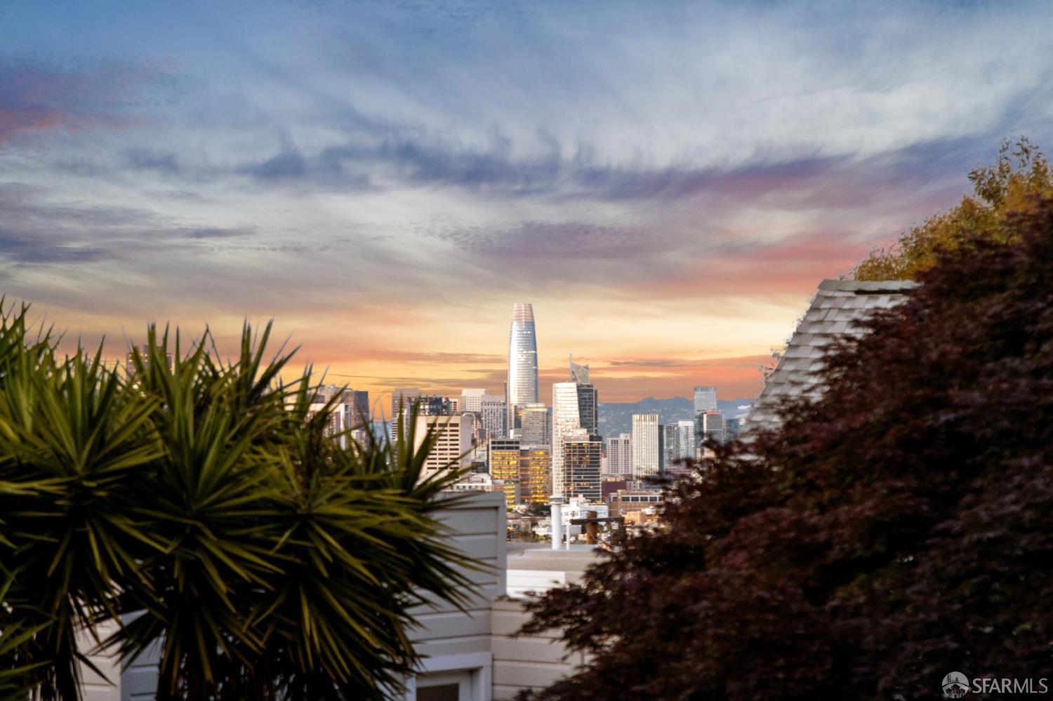 Detail Gallery Image 16 of 18 For 32 Carson St, San Francisco,  CA 94114 - 3 Beds | 3 Baths