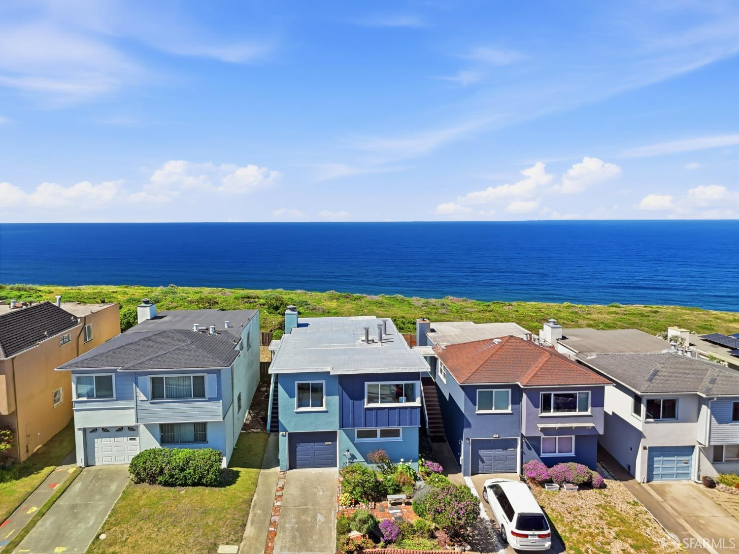 Detail Gallery Image 31 of 41 For 88 Palisades Dr, Daly City,  CA 94015 - 3 Beds | 2 Baths