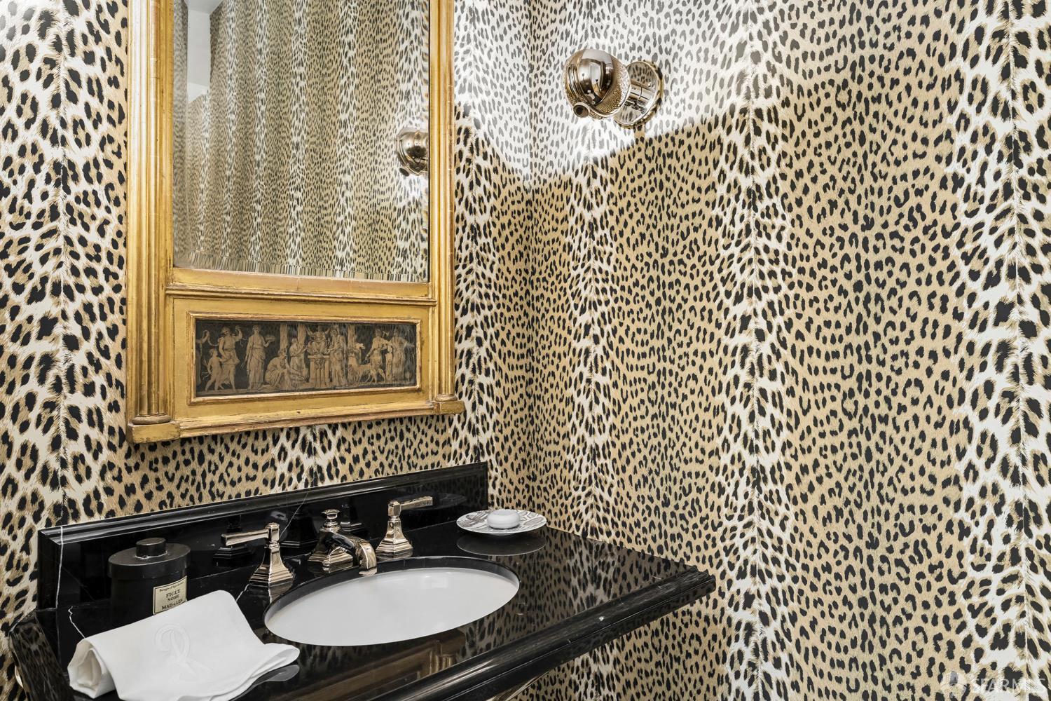 Detail Gallery Image 13 of 16 For 2298 Pacific Ave #3,  San Francisco,  CA 94115 - 3 Beds | 2/1 Baths