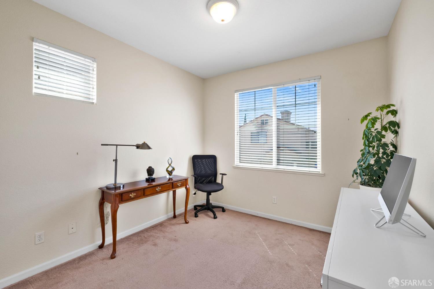 Detail Gallery Image 19 of 36 For 355 Foxglove St, Pittsburg,  CA 94565 - 4 Beds | 2/1 Baths