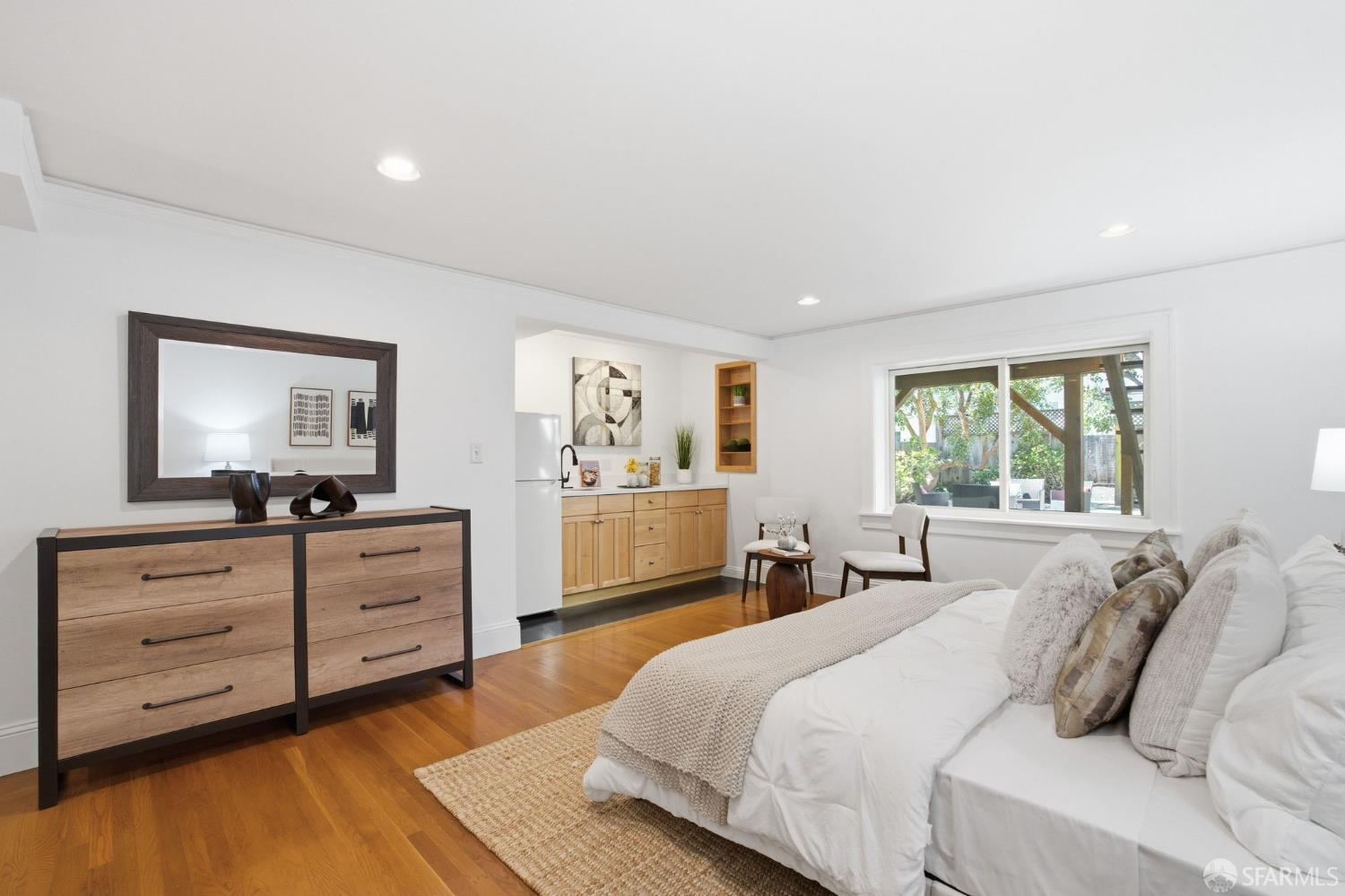 Detail Gallery Image 37 of 72 For 837 47th Ave, San Francisco,  CA 94121 - 3 Beds | 2 Baths