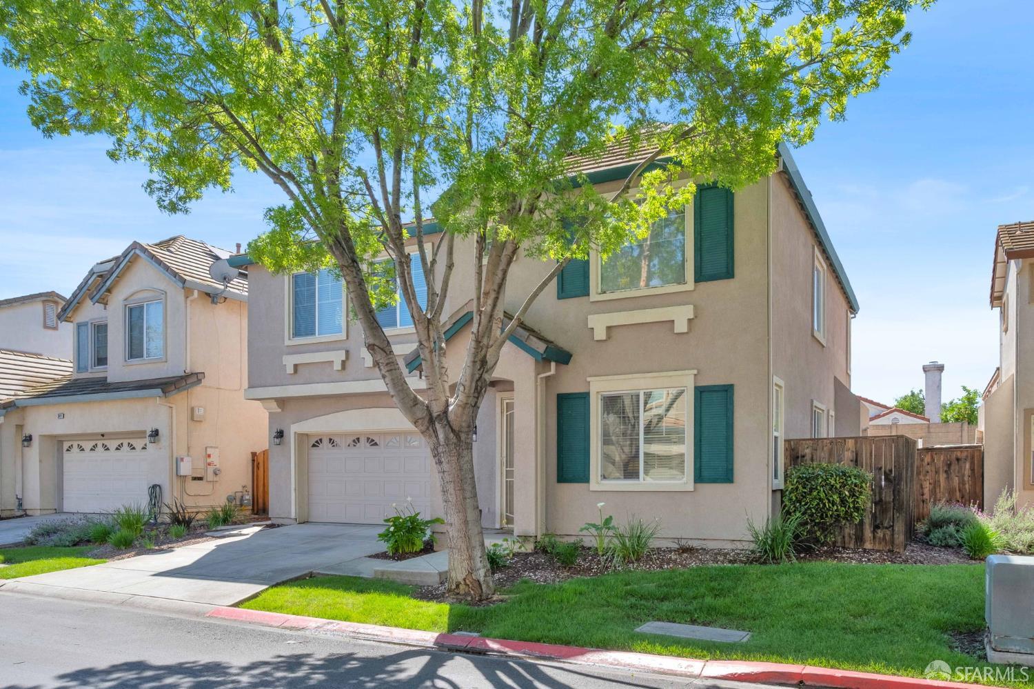 Detail Gallery Image 3 of 36 For 355 Foxglove St, Pittsburg,  CA 94565 - 4 Beds | 2/1 Baths