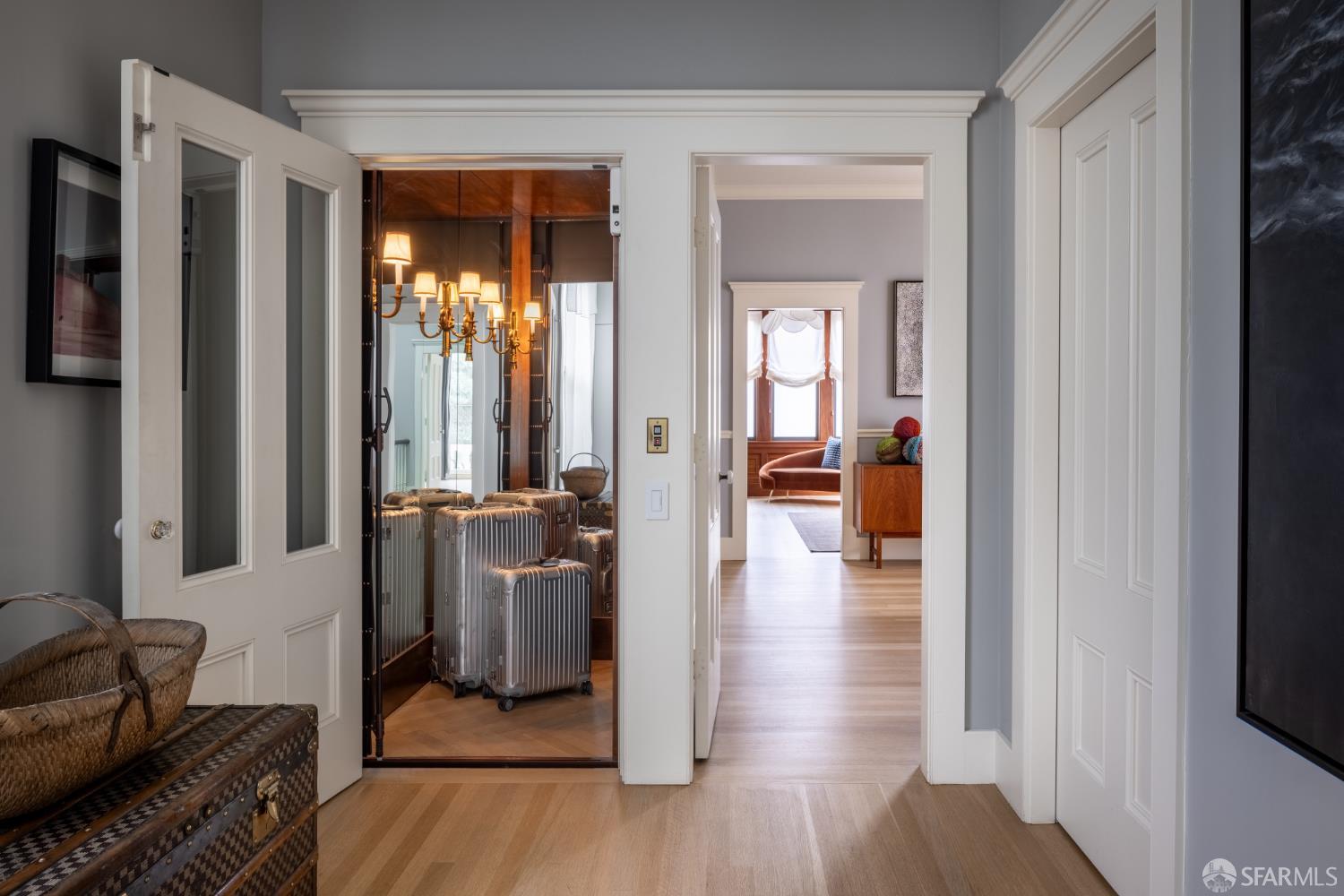 Detail Gallery Image 27 of 35 For 930 Chestnut St, San Francisco,  CA 94109 - 4 Beds | 2/1 Baths