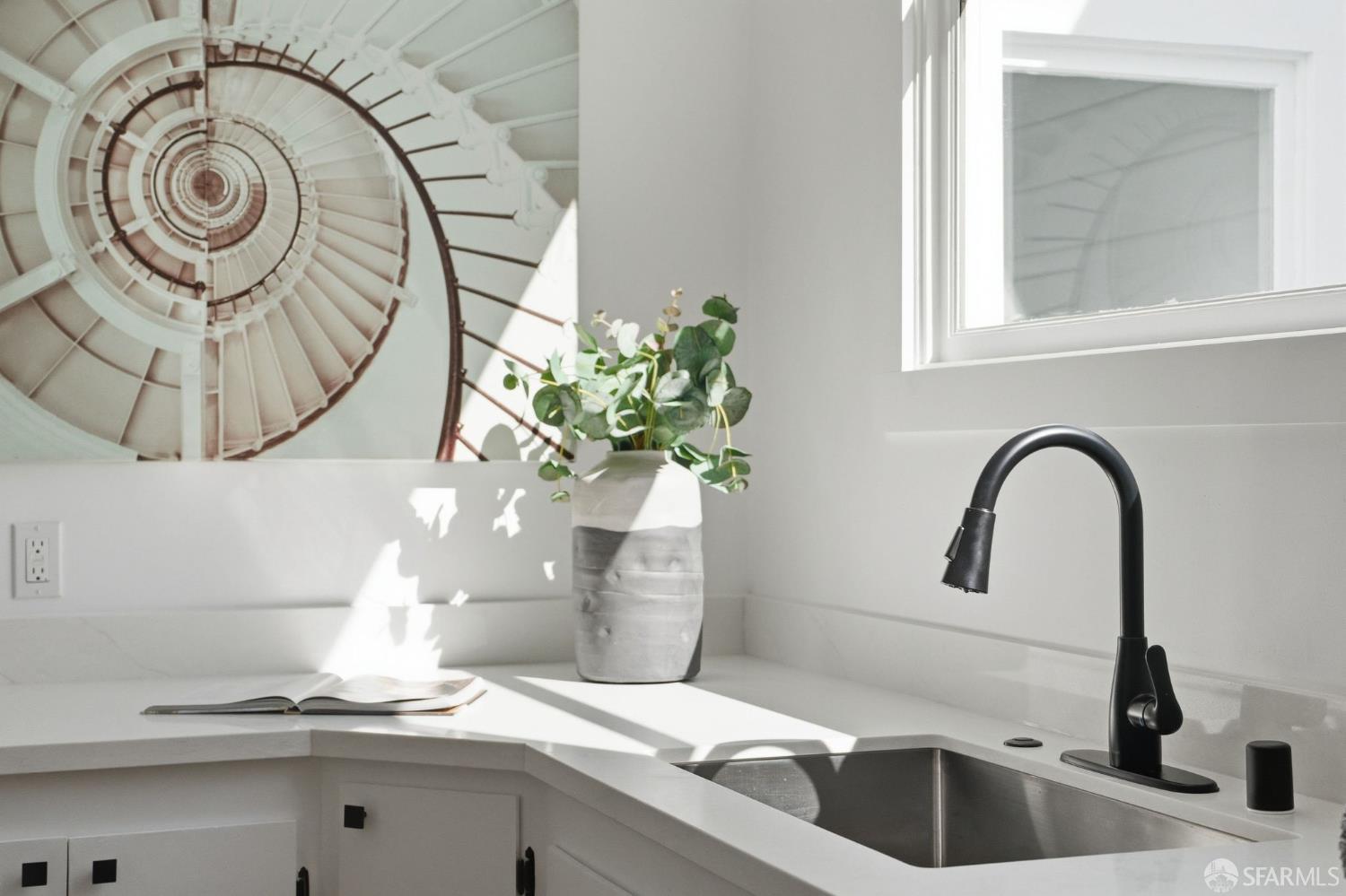 Detail Gallery Image 21 of 72 For 837 47th Ave, San Francisco,  CA 94121 - 3 Beds | 2 Baths