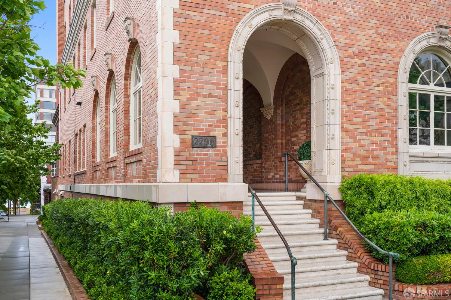 Detail Gallery Image 16 of 16 For 2298 Pacific Ave #3,  San Francisco,  CA 94115 - 3 Beds | 2/1 Baths