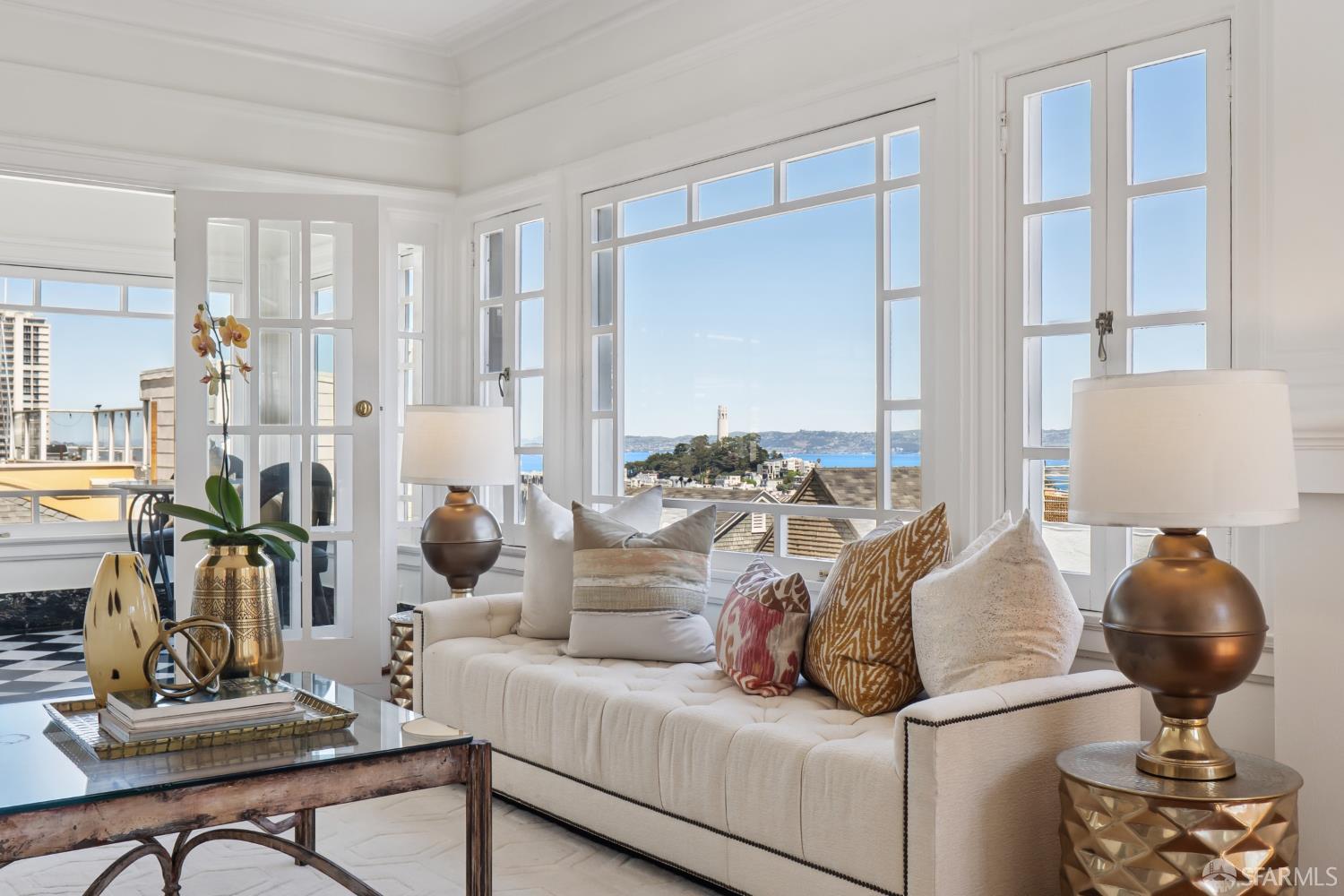 Detail Gallery Image 4 of 32 For 1242 Sacramento St #6,  San Francisco,  CA 94108 - 1 Beds | 1/1 Baths