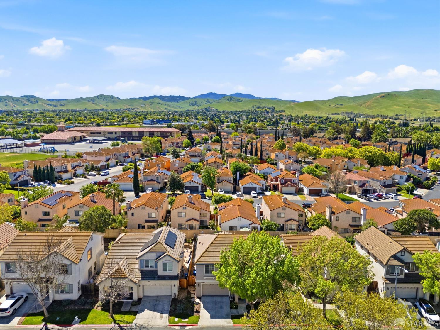 Detail Gallery Image 36 of 36 For 355 Foxglove St, Pittsburg,  CA 94565 - 4 Beds | 2/1 Baths