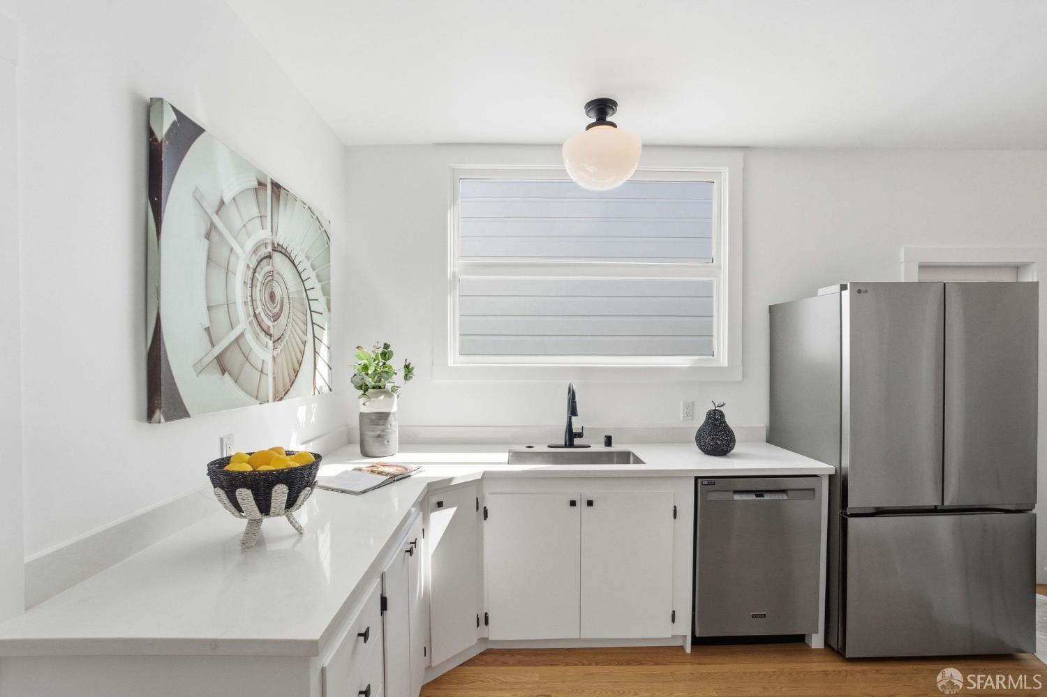 Detail Gallery Image 23 of 72 For 837 47th Ave, San Francisco,  CA 94121 - 3 Beds | 2 Baths