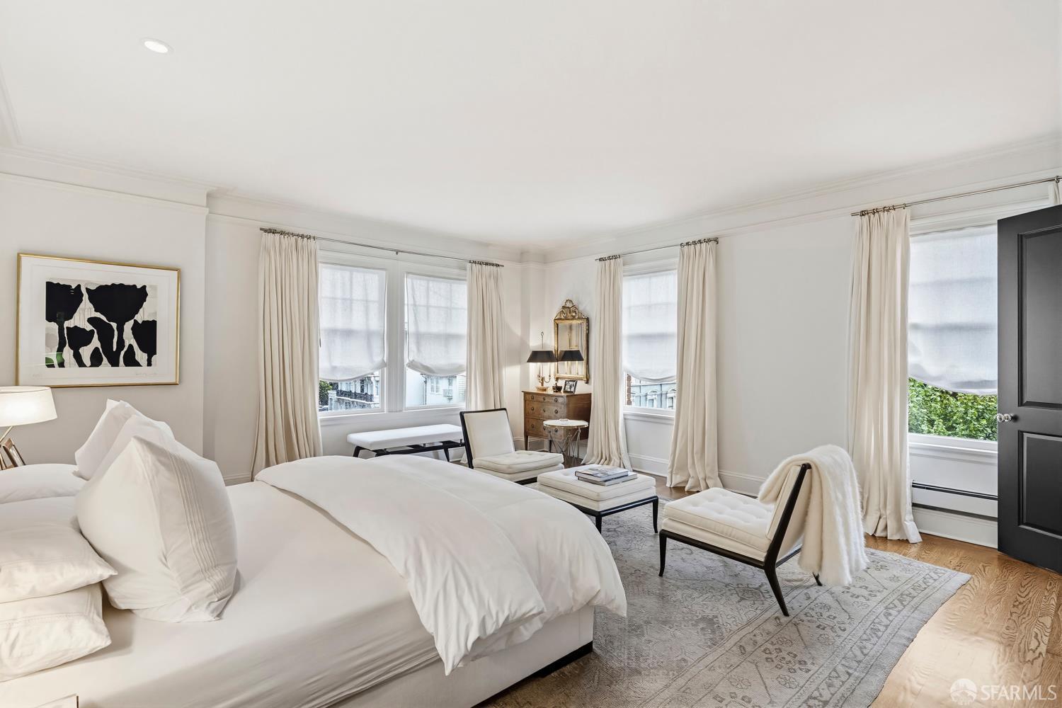 Detail Gallery Image 8 of 16 For 2298 Pacific Ave #3,  San Francisco,  CA 94115 - 3 Beds | 2/1 Baths