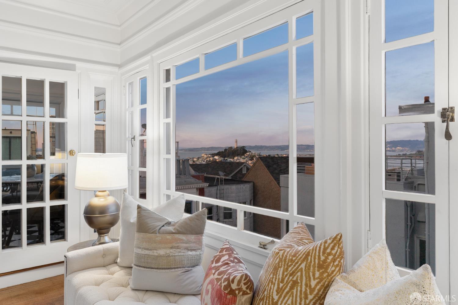 Detail Gallery Image 5 of 32 For 1242 Sacramento St #6,  San Francisco,  CA 94108 - 1 Beds | 1/1 Baths