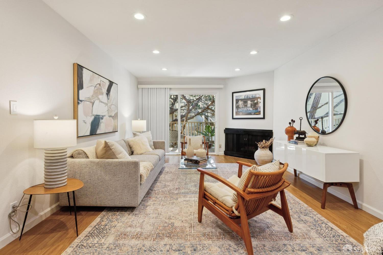 Photo #11: 426118695 Listing: Photo #11