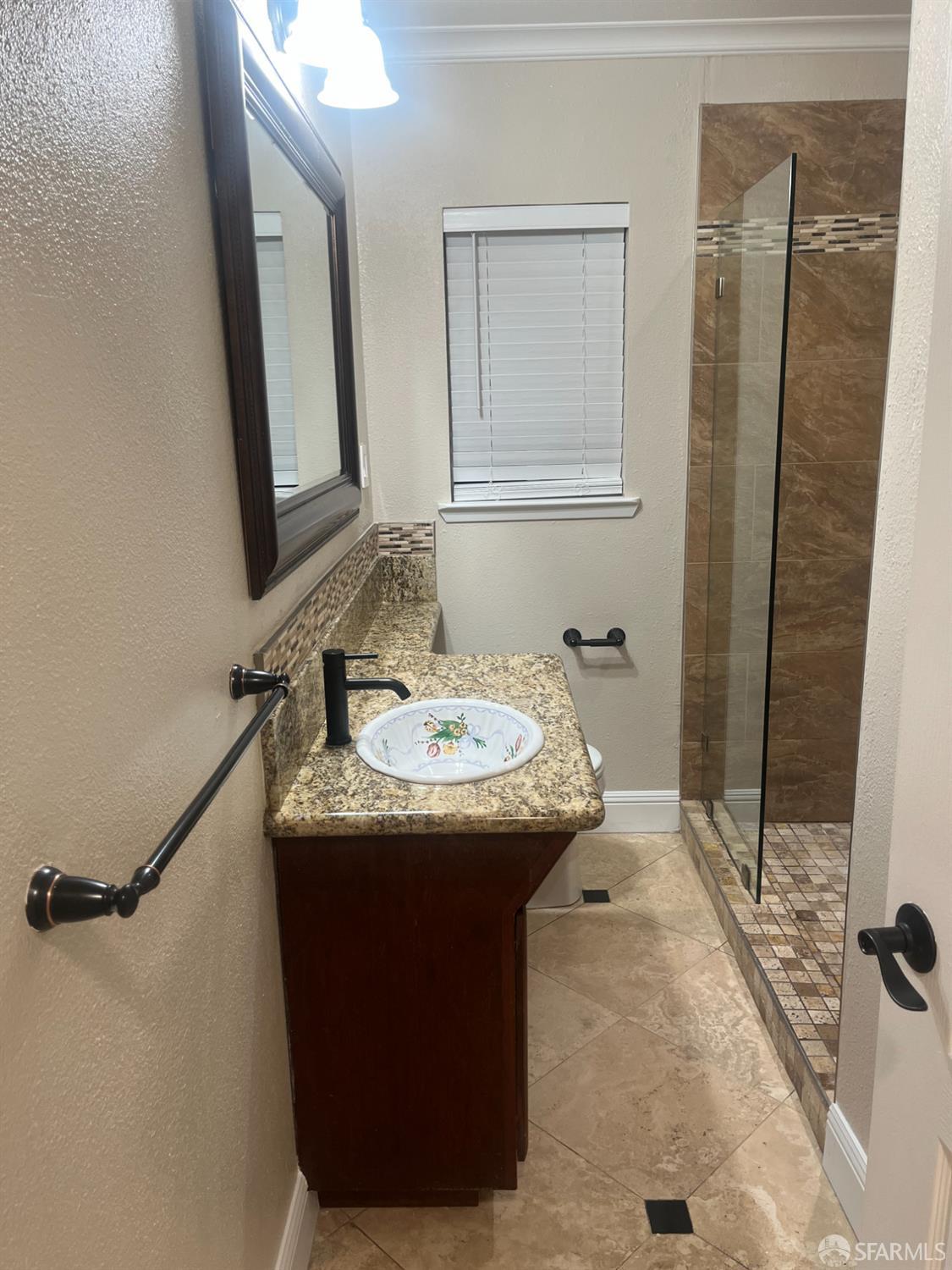 Detail Gallery Image 11 of 24 For 313 Dumbarton Ave, Redwood City,  CA 94063 - 3 Beds | 2 Baths