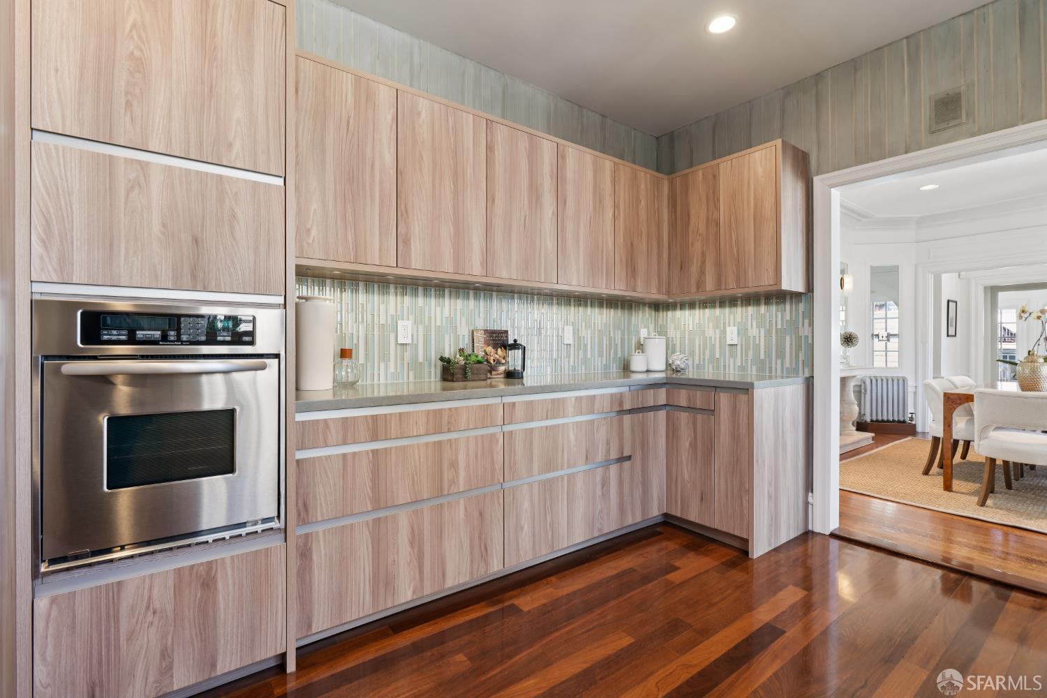 Detail Gallery Image 25 of 32 For 1242 Sacramento St #6,  San Francisco,  CA 94108 - 1 Beds | 1/1 Baths