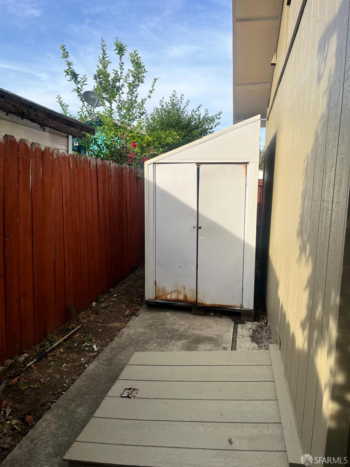 Detail Gallery Image 21 of 24 For 313 Dumbarton Ave, Redwood City,  CA 94063 - 3 Beds | 2 Baths