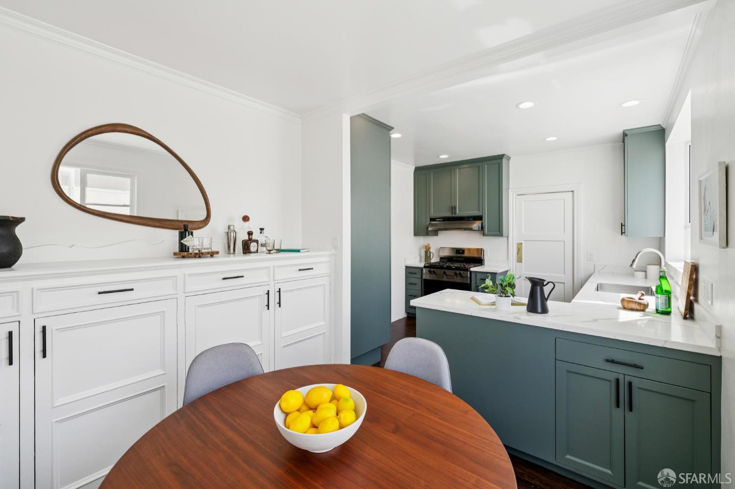 Detail Gallery Image 37 of 98 For 126 Aptos Ave, San Francisco,  CA 94127 - 6 Beds | 3 Baths