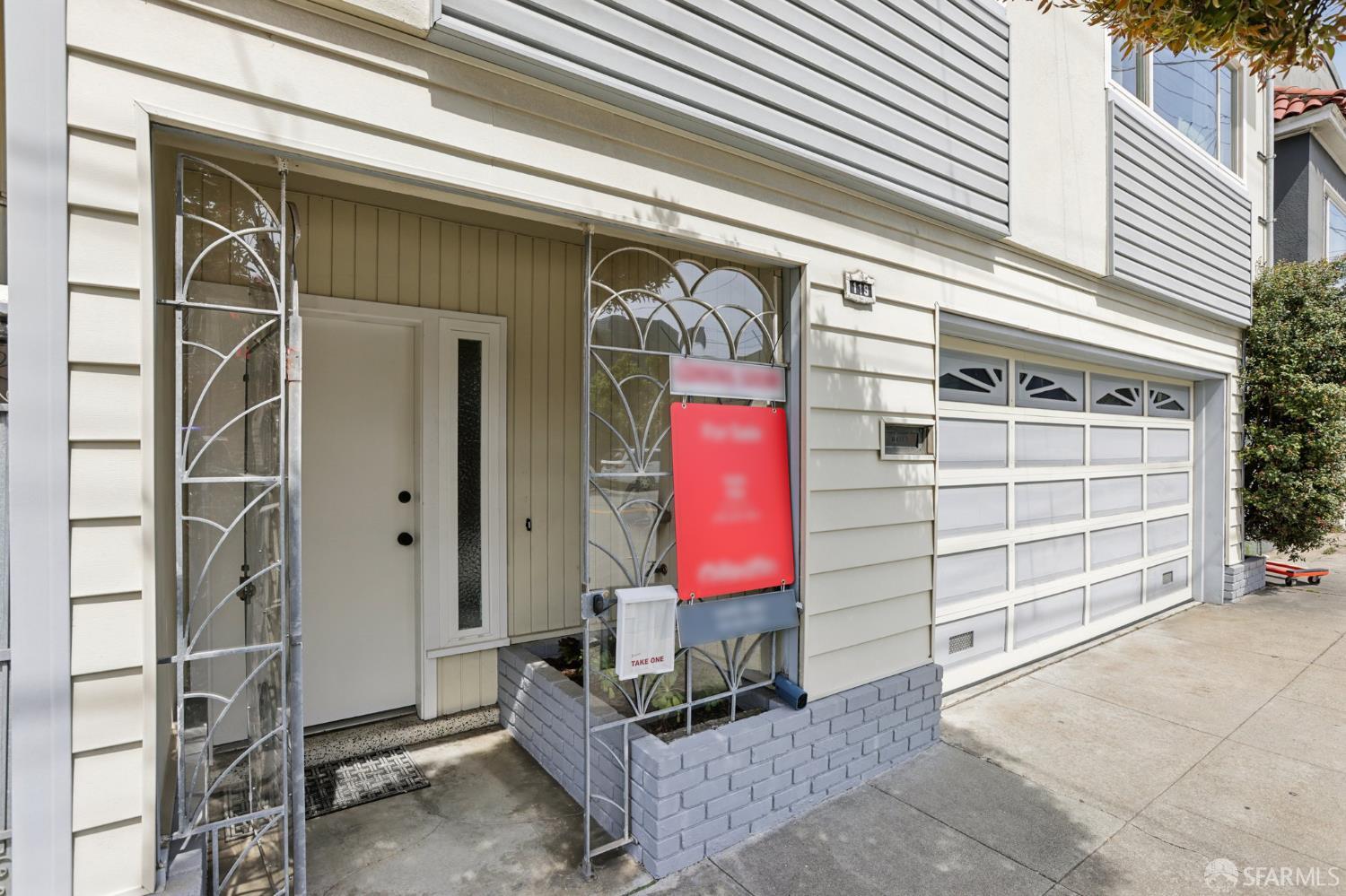 Detail Gallery Image 2 of 47 For 119 Trumbull St, San Francisco,  CA 94112 - 4 Beds | 2 Baths