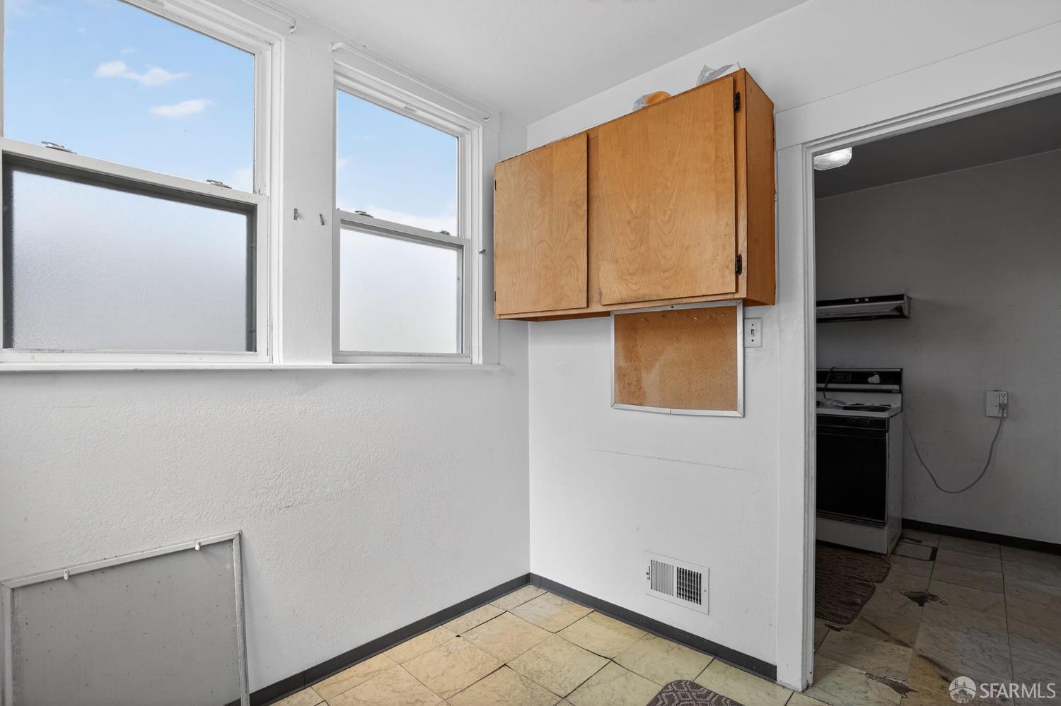 Detail Gallery Image 19 of 30 For 40 Acton St, Daly City,  CA 94014 - 2 Beds | 1 Baths