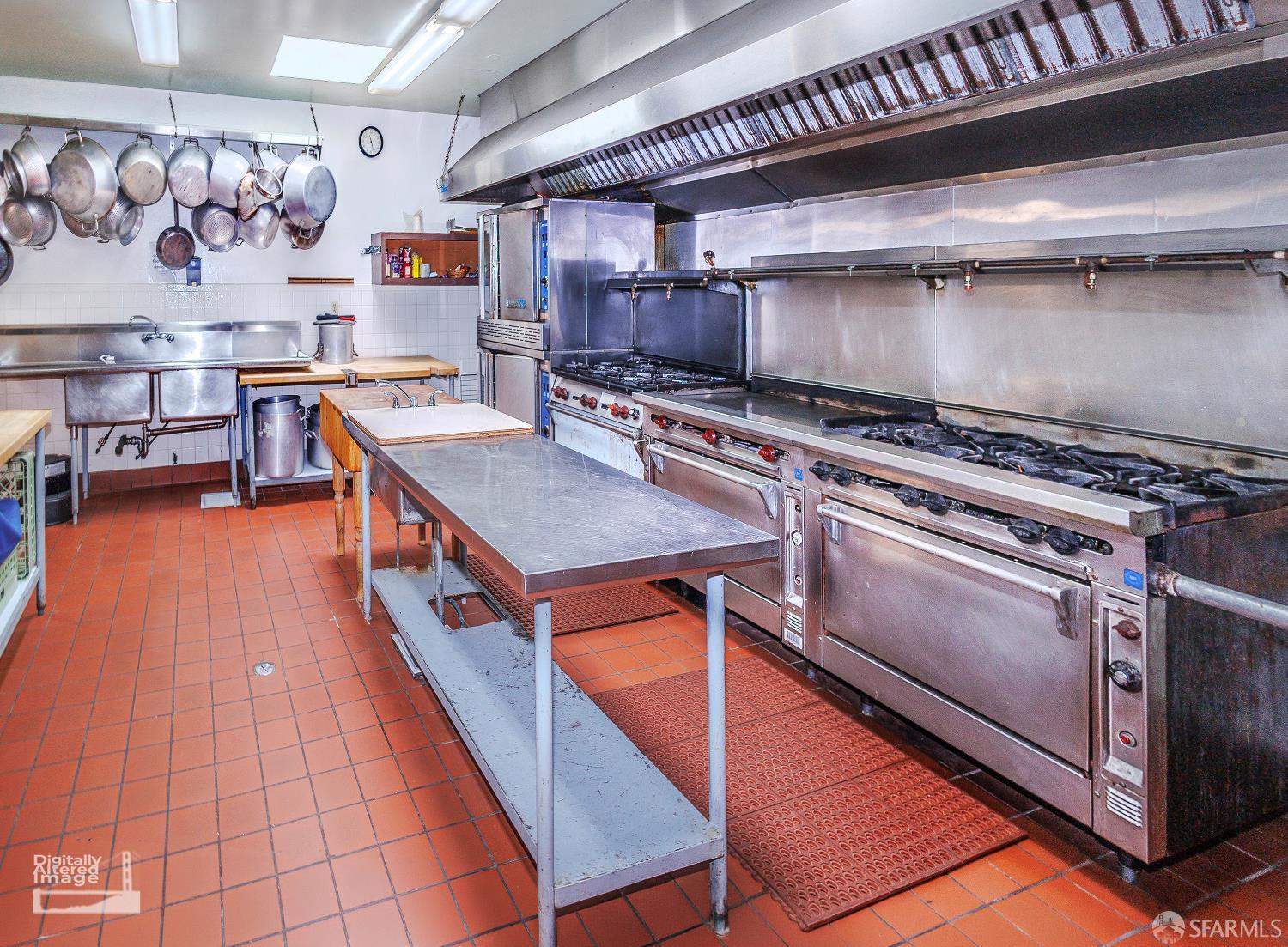 Detail Gallery Image 2 of 6 For 60 Onondaga Ave, San Francisco,  CA 94112 - – Beds | – Baths