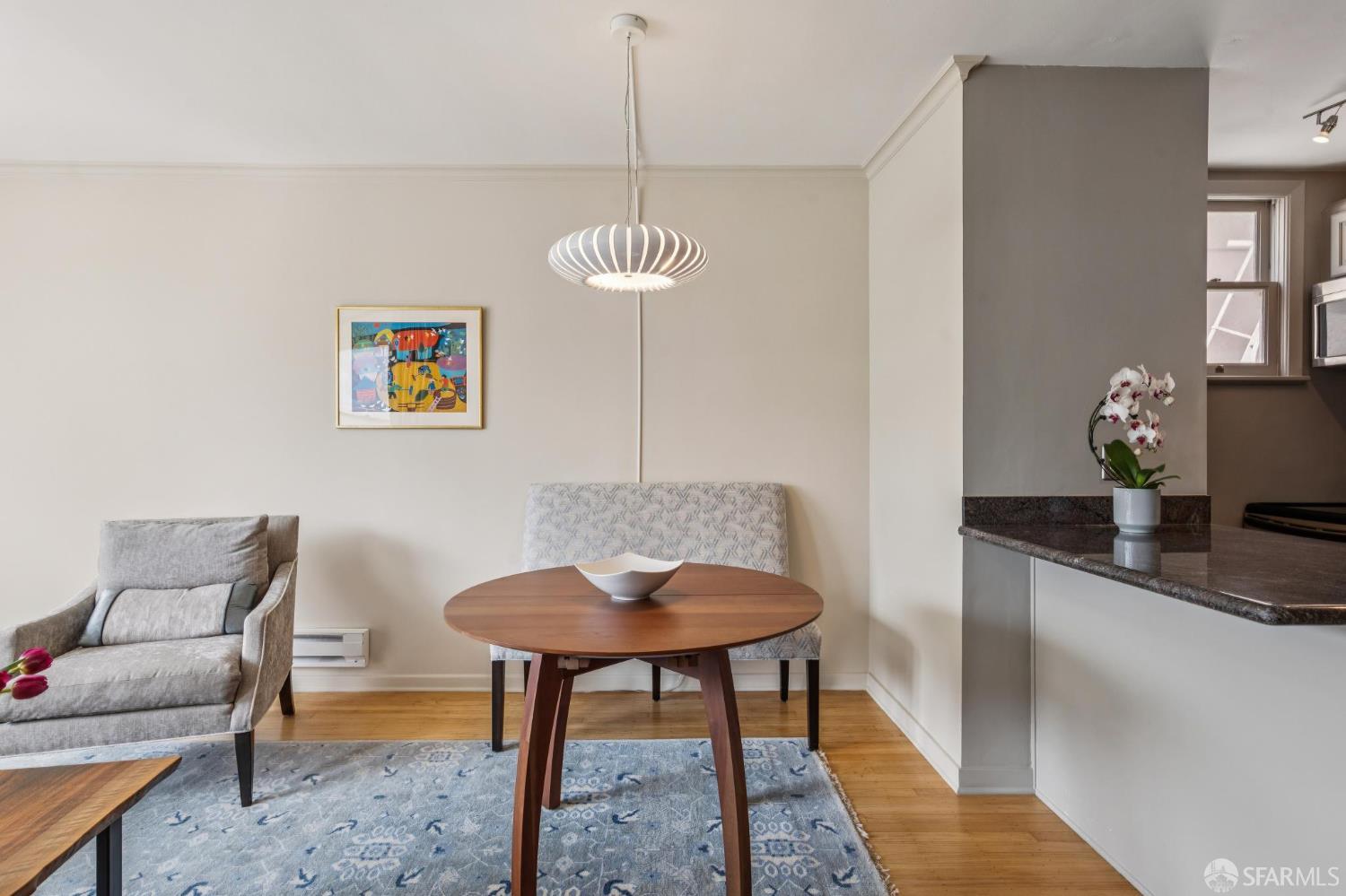Detail Gallery Image 6 of 22 For 1260 Clay St #301,  San Francisco,  CA 94108 - 1 Beds | 1 Baths
