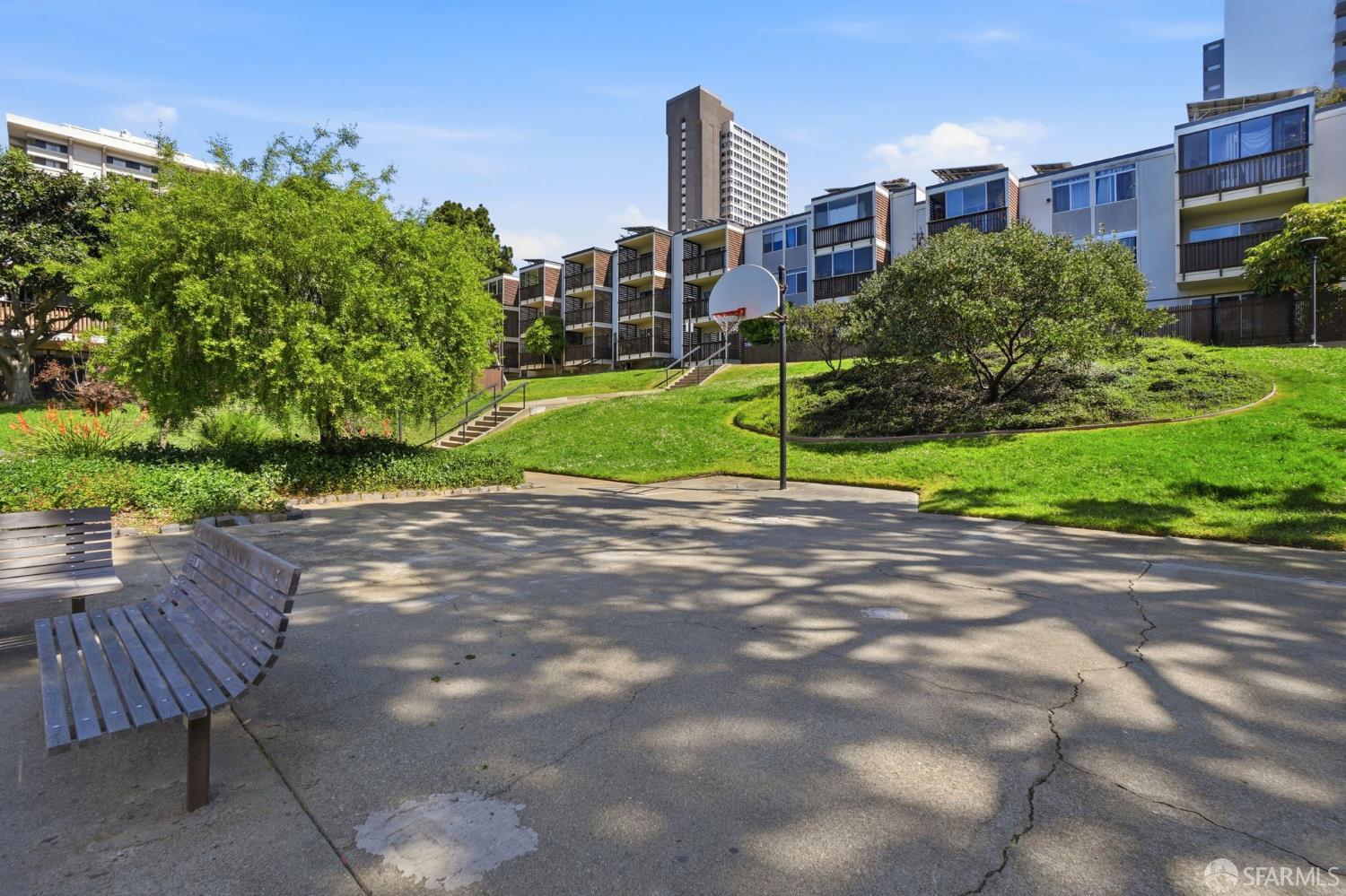 Photo #32: 426116829 Listing: Photo #32