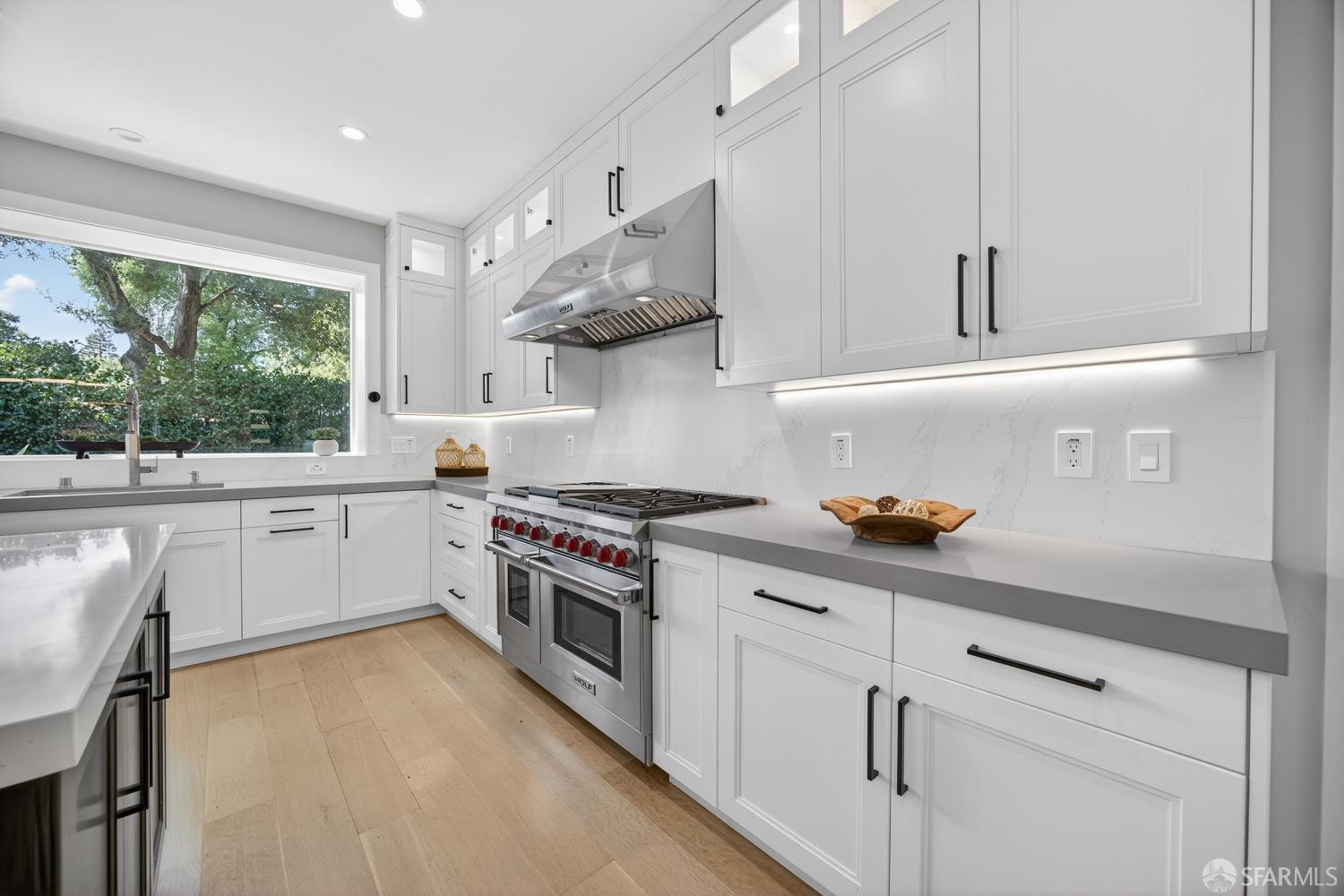 Detail Gallery Image 38 of 97 For 38 Tevis Pl, Palo Alto,  CA 94301 - 5 Beds | 5/1 Baths