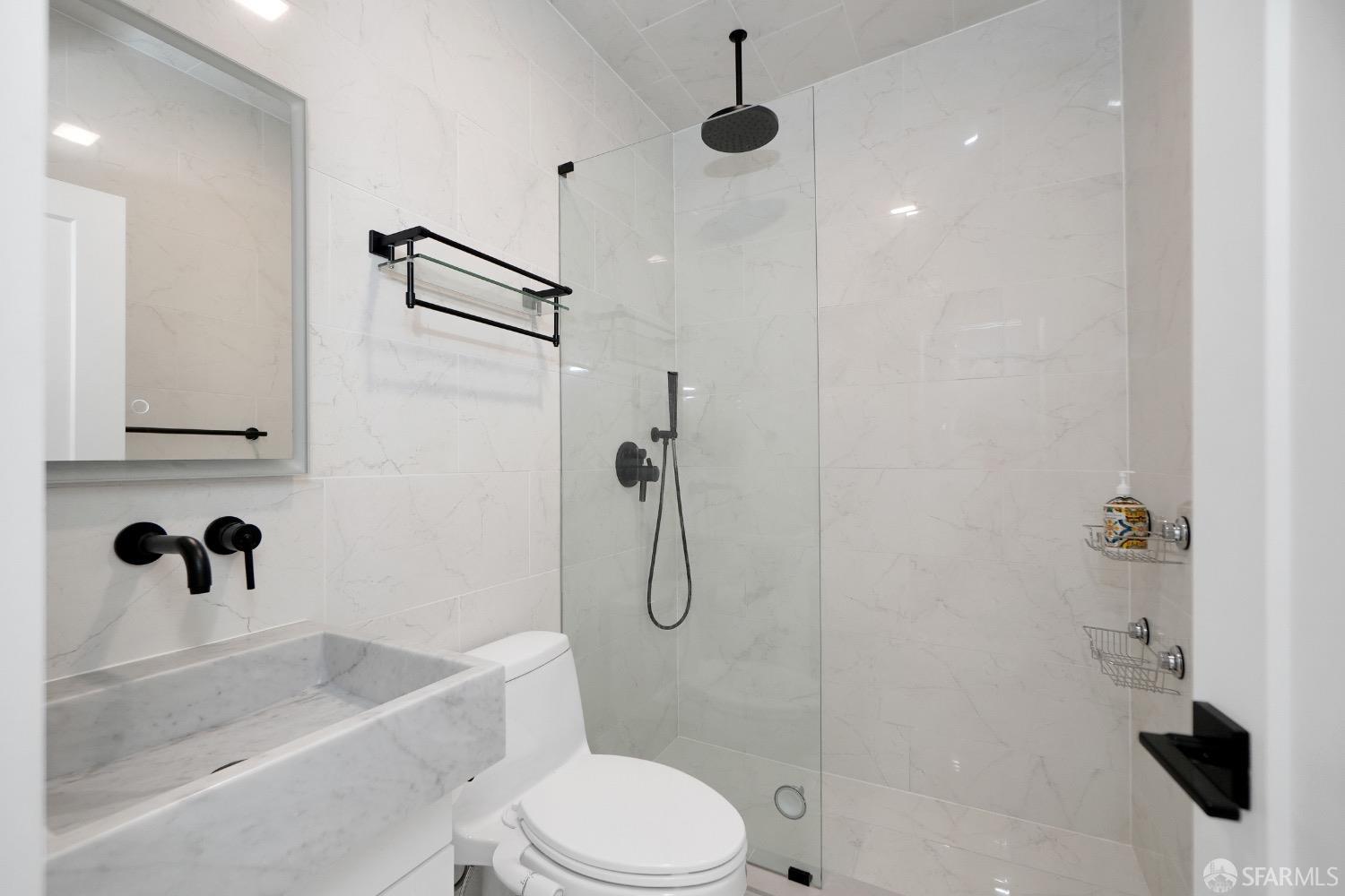 Detail Gallery Image 19 of 26 For 701 Hampshire St #5,  San Francisco,  CA 94110 - 1 Beds | 1 Baths