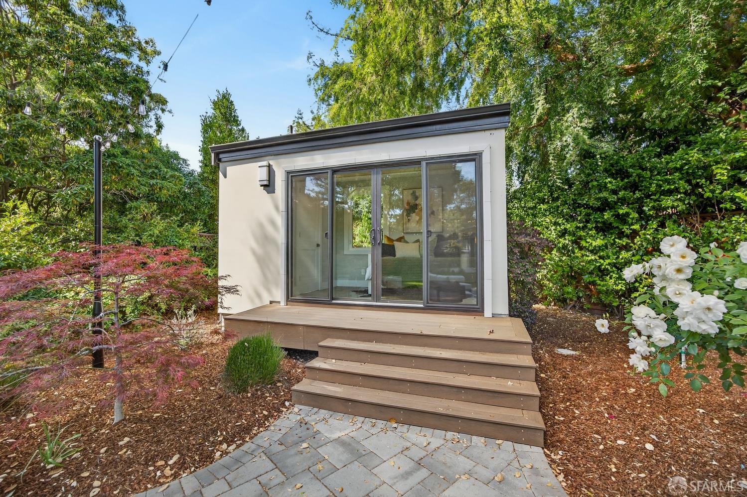 Detail Gallery Image 79 of 97 For 38 Tevis Pl, Palo Alto,  CA 94301 - 5 Beds | 5/1 Baths