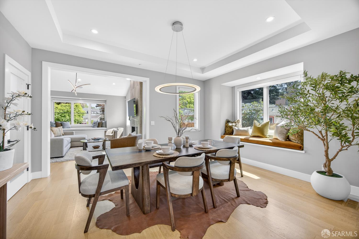 Detail Gallery Image 16 of 97 For 38 Tevis Pl, Palo Alto,  CA 94301 - 5 Beds | 5/1 Baths