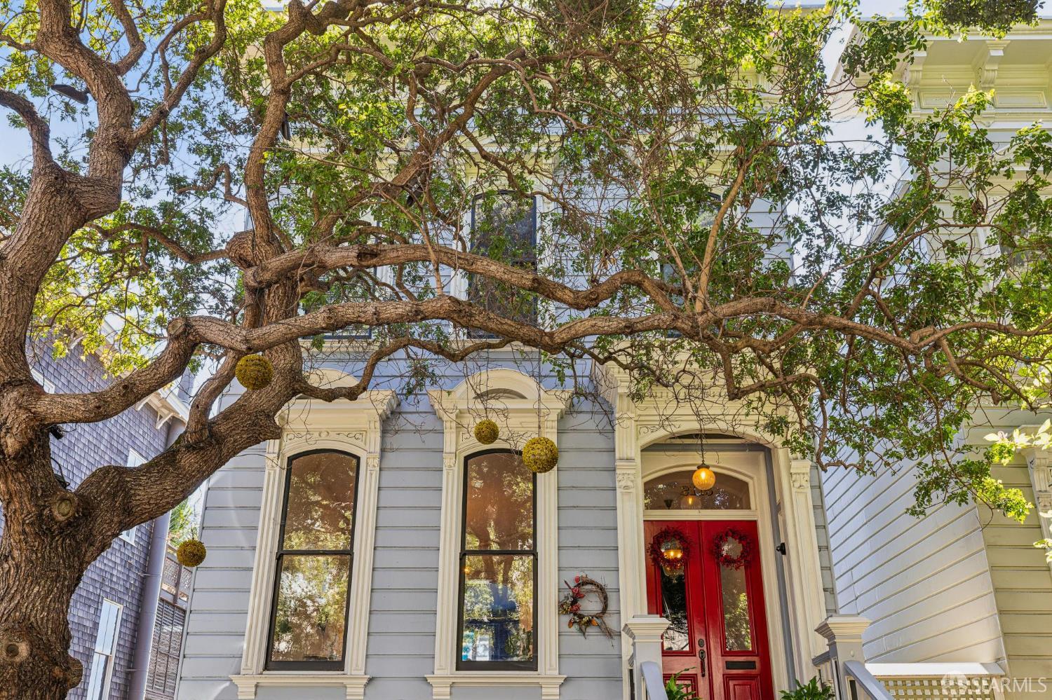 Detail Gallery Image 3 of 76 For 2115 Bush St, San Francisco,  CA 94115 - 4 Beds | 4 Baths